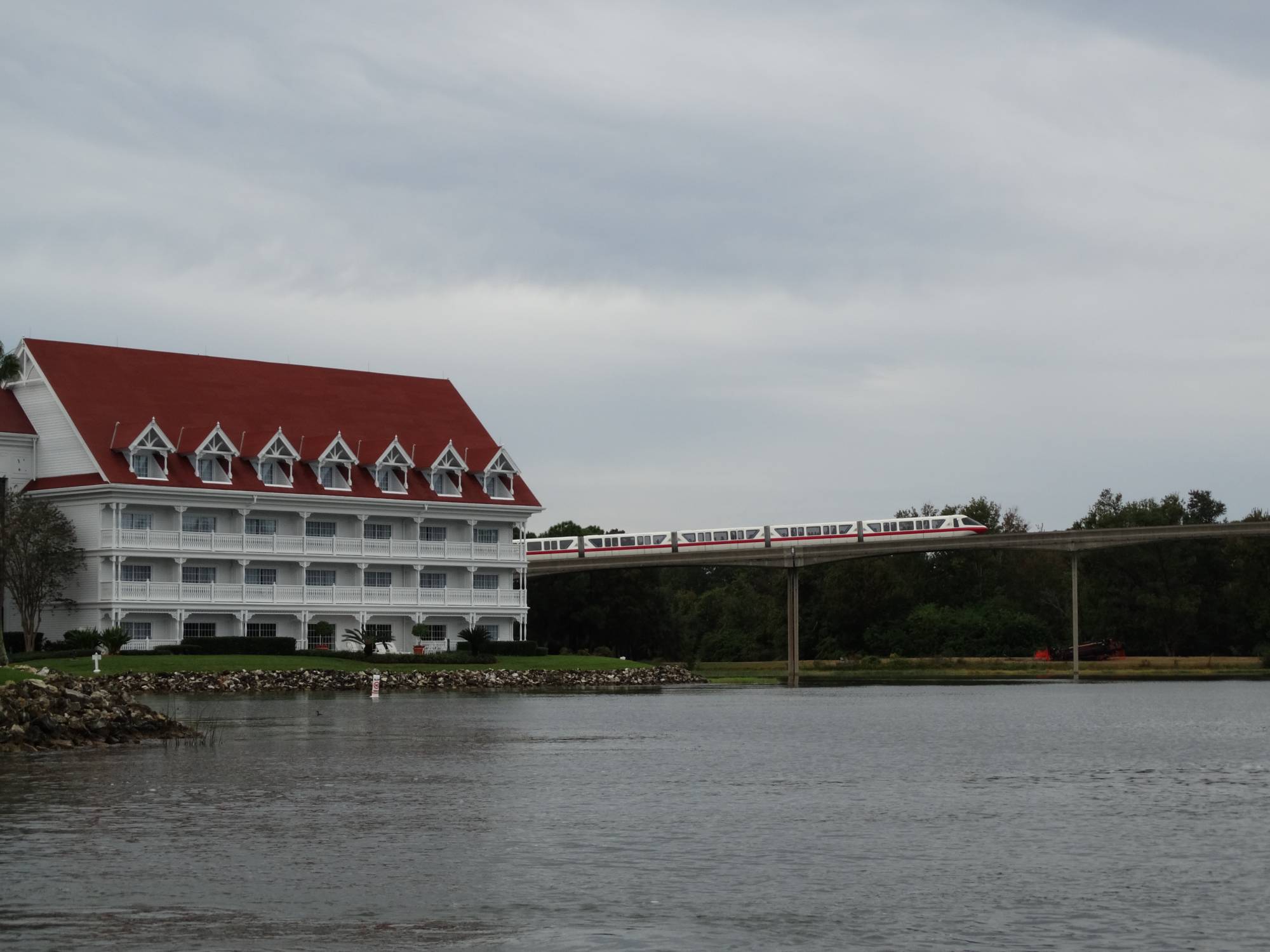 Grand Floridian - monorail
