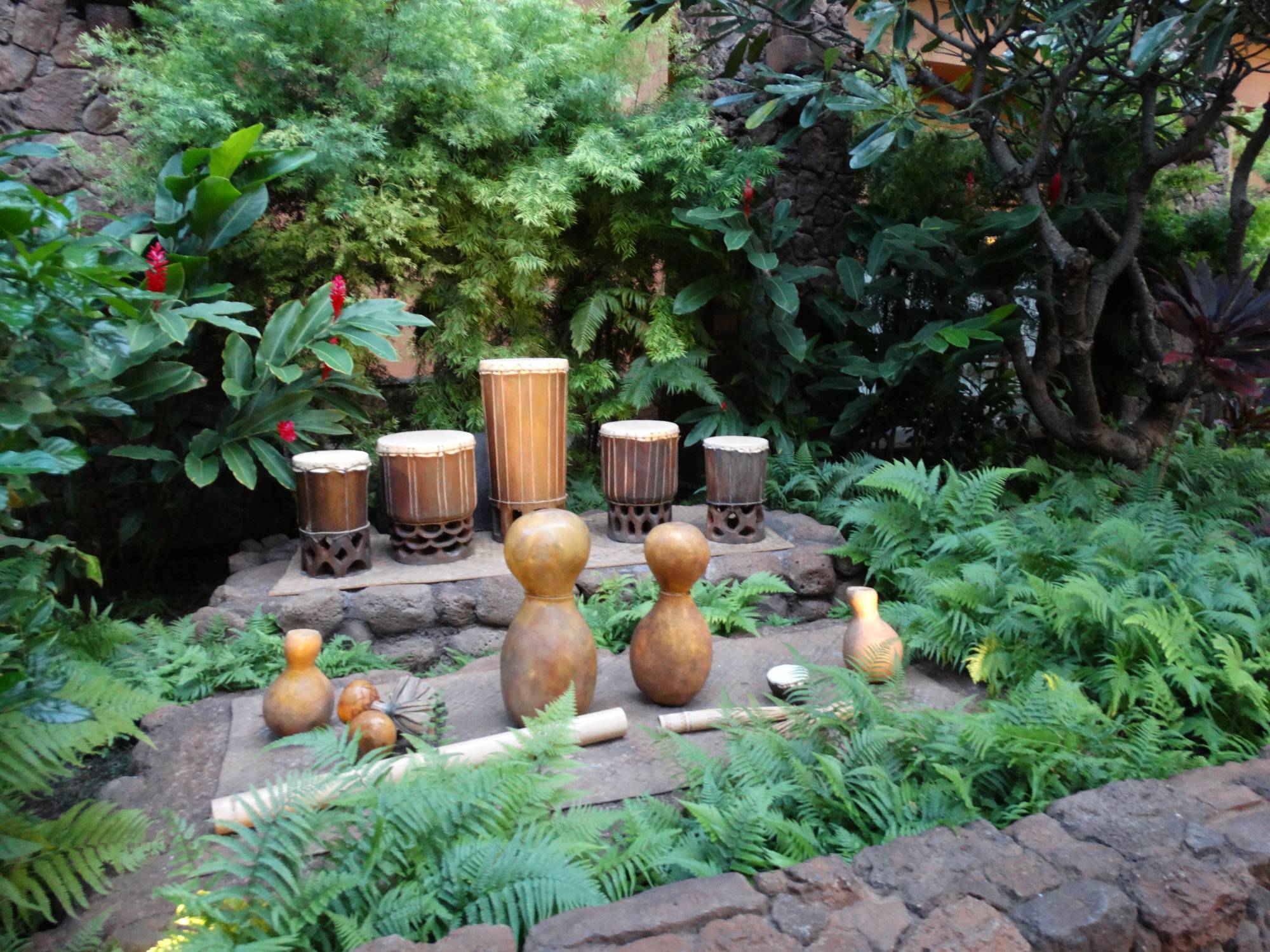 Aulani - resort grounds