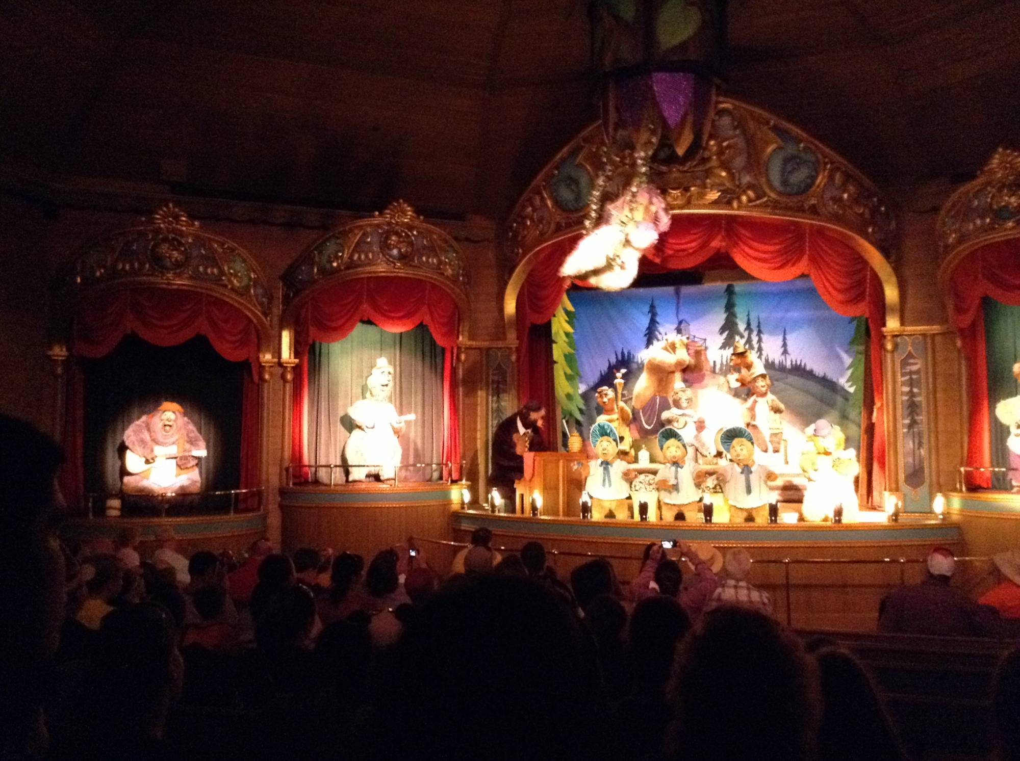 Magic Kingdom Frontierland - Country Bear Jamboree