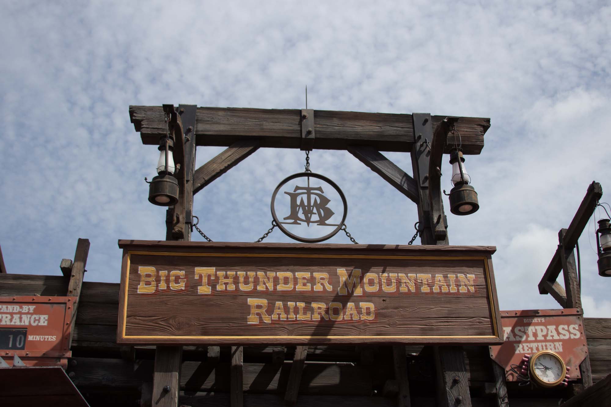 Frontierland  - Big Thunder Mountain Entrance Sign