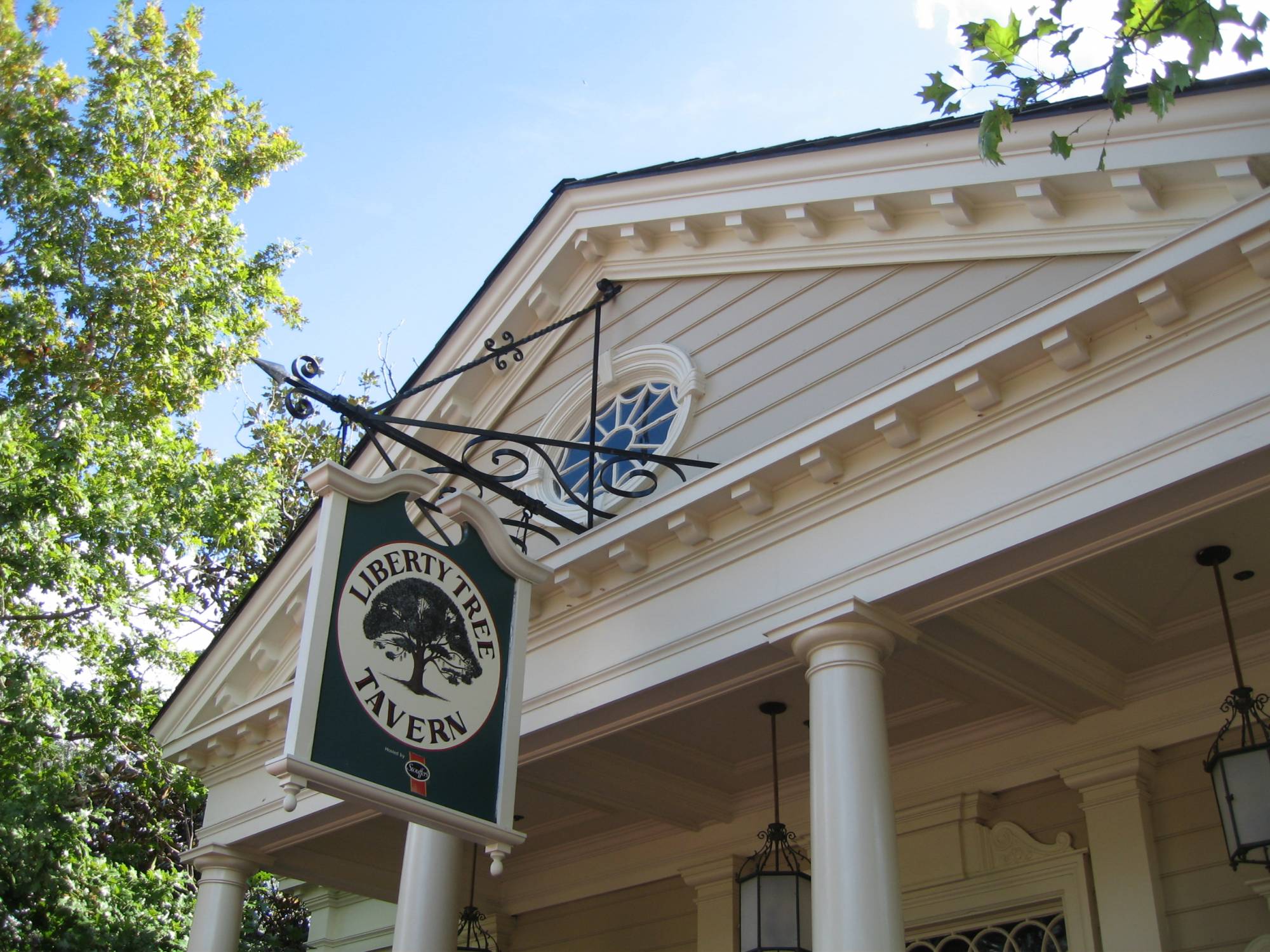 Magic Kingdom - Liberty Tree Tavern