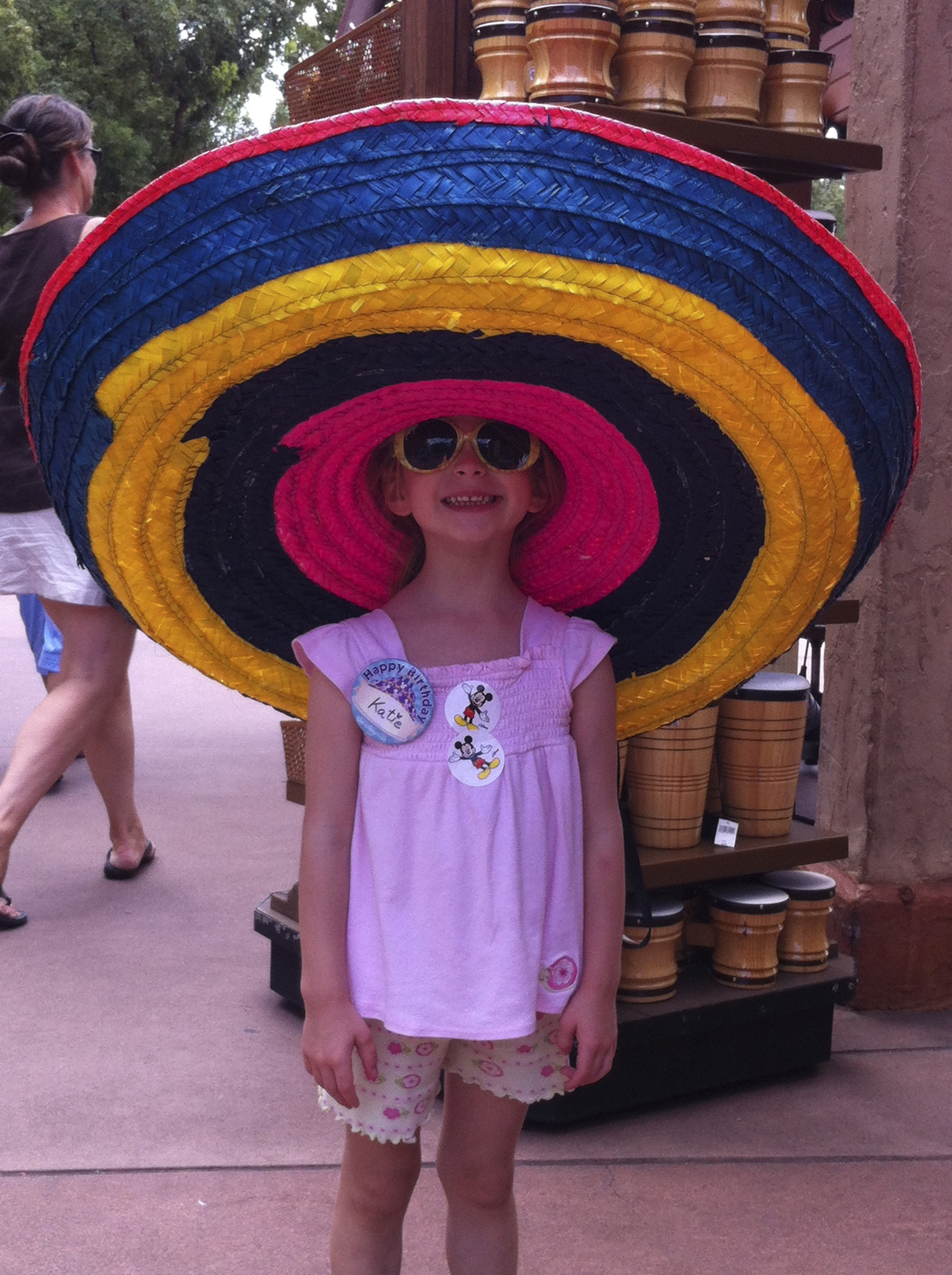 Epcot - Mexico - Little Girl, Big Sombrero!