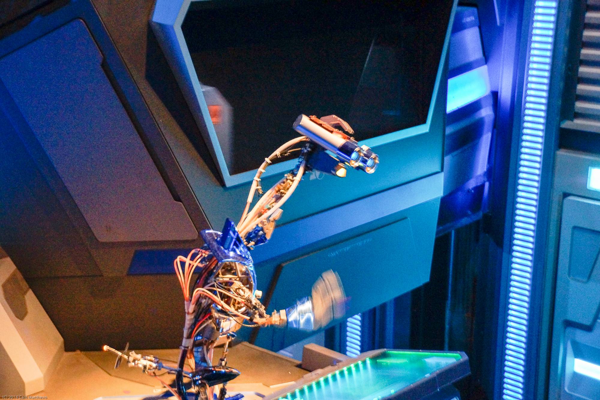 Star Tours 05 Robot 02