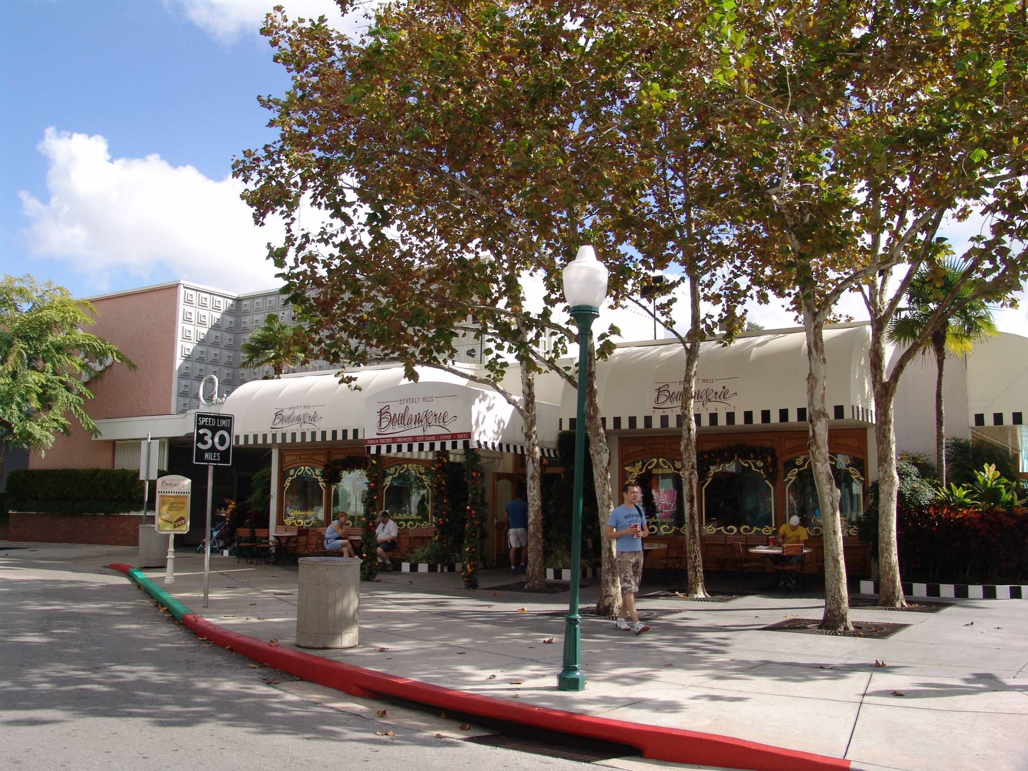 Universal Studios - Beverley Hills Boulangerie