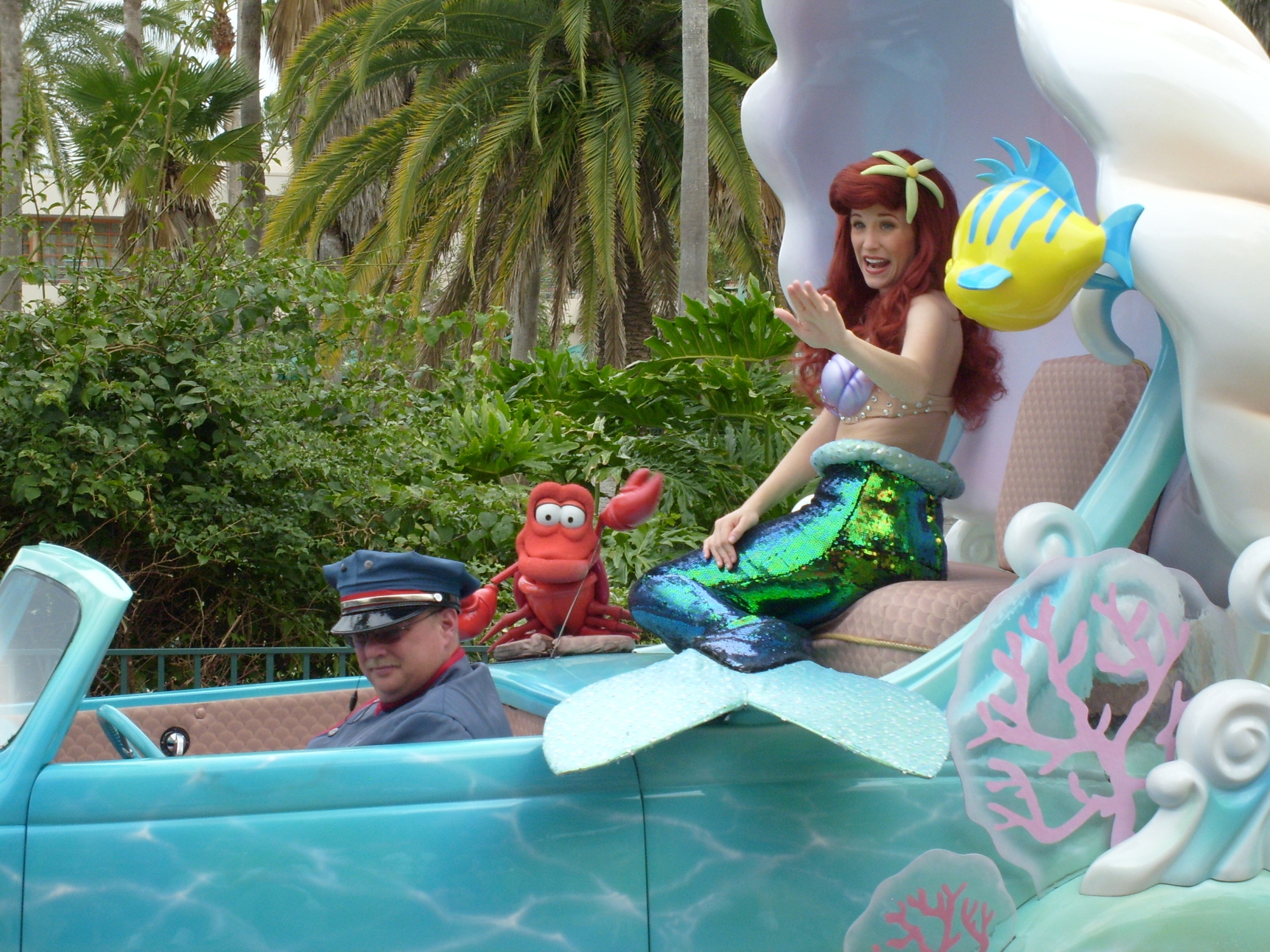 Hollywood Studios--Stars and Motor Cars Parade--Ariel and friends