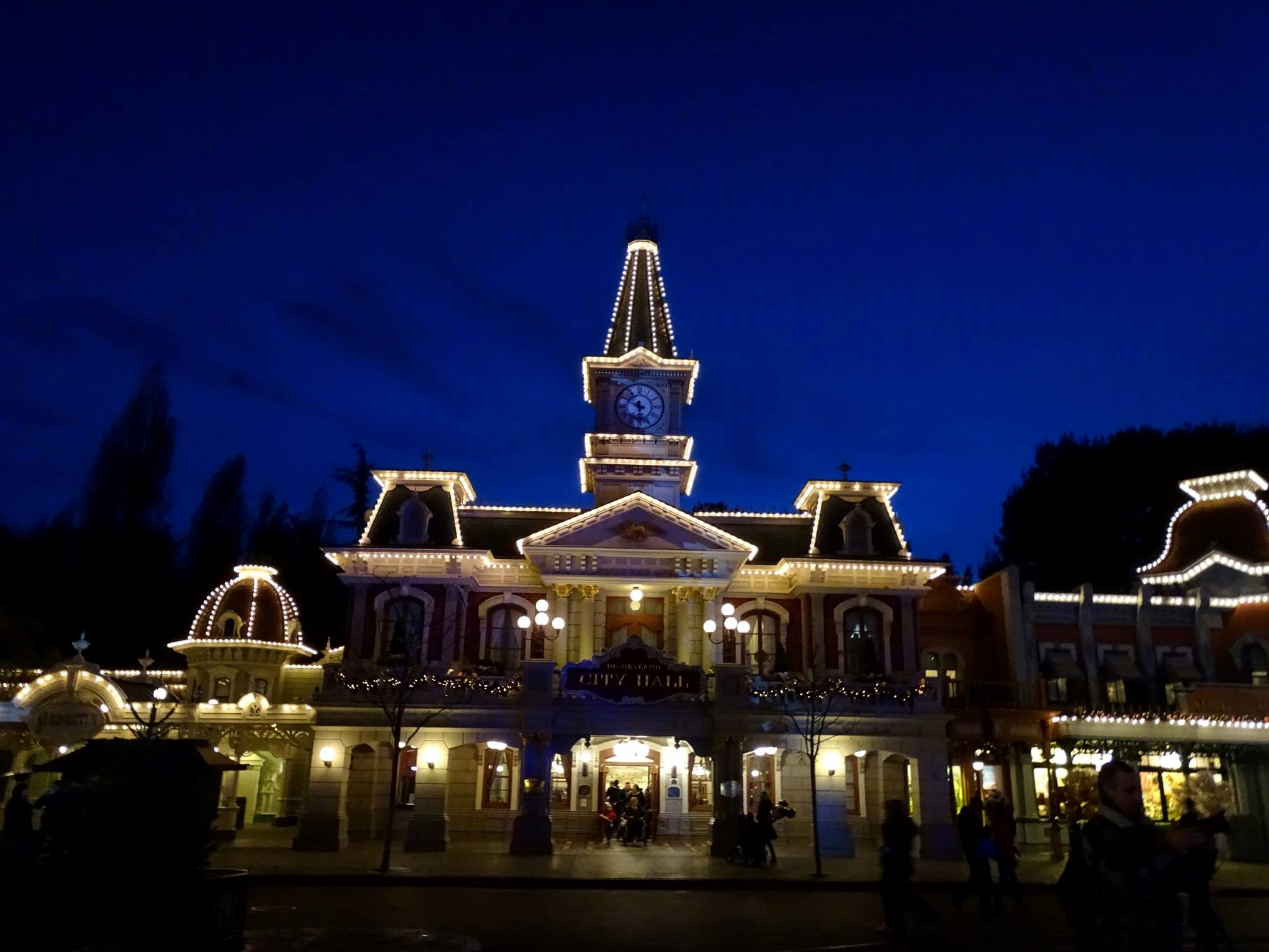 Disneyland Park - City Hall