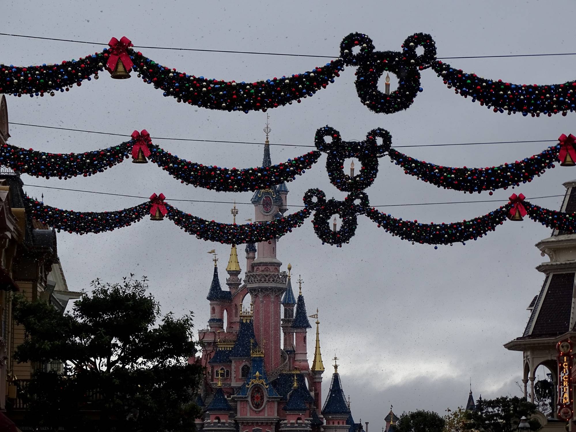 Disneyland Paris - Christmas decorations along Main Street USA