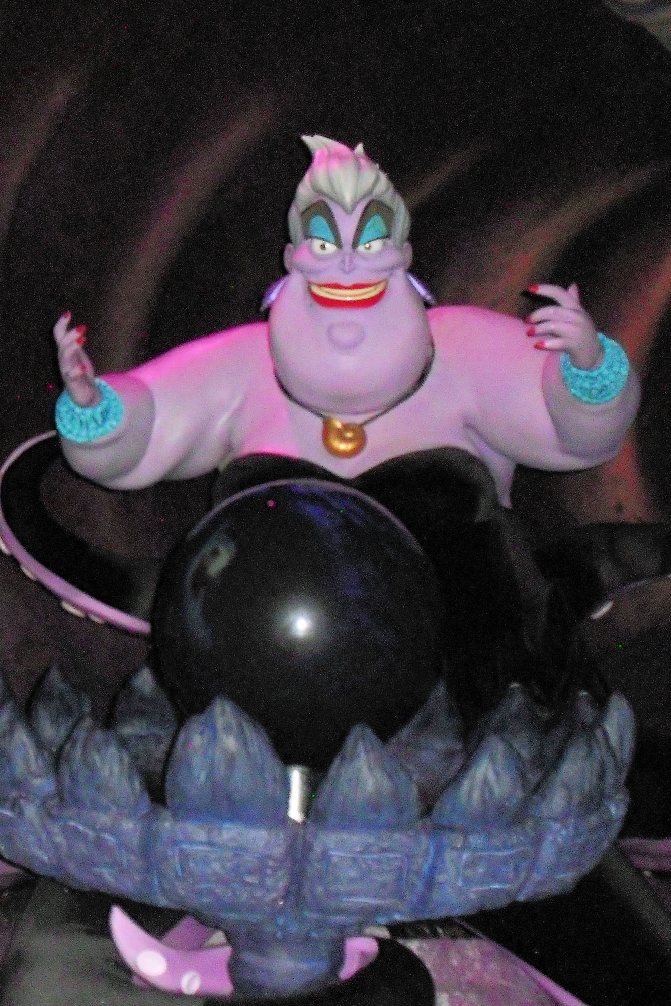 California Adventure--Paradise Pier--Little Mermaid--Ursula