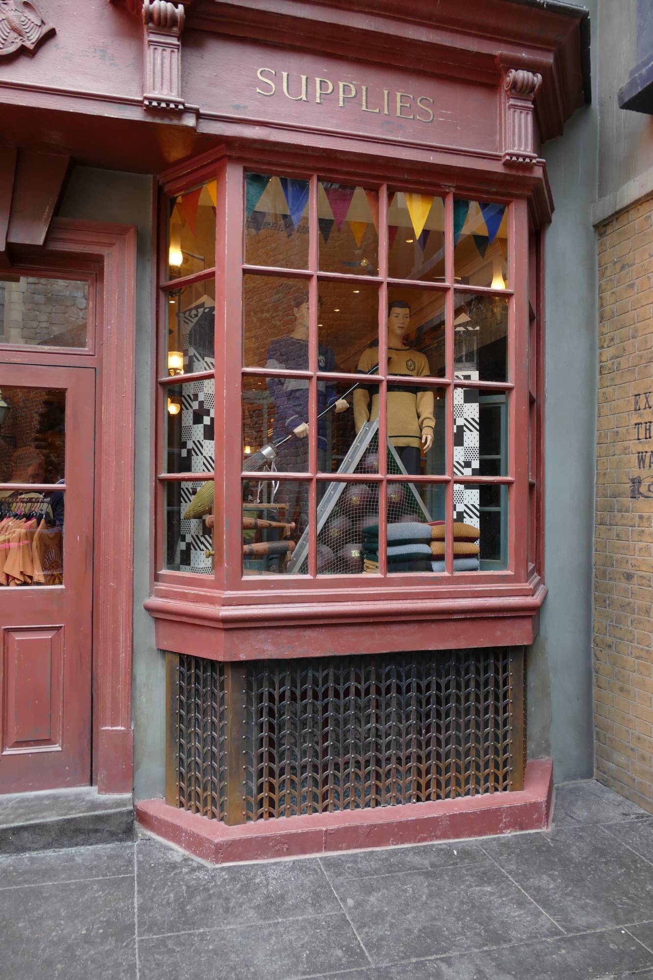 Diagon Alley - Wizarding World of Harry Potter at Universal Studios Florida