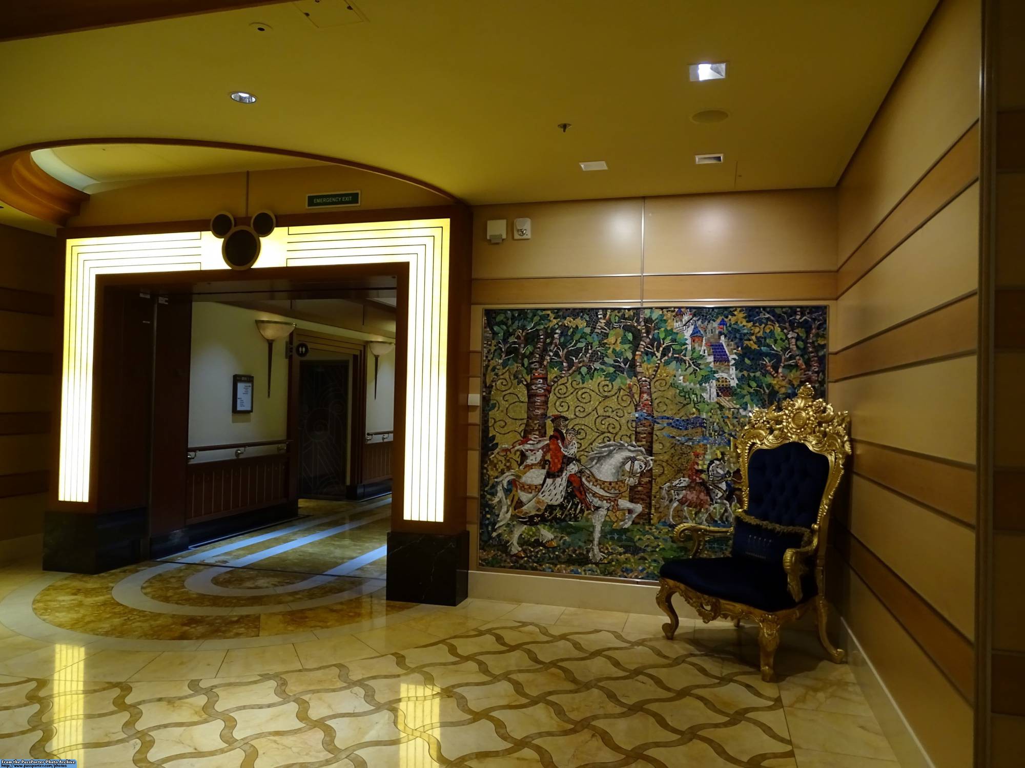 Disney Dream - atrium seating area