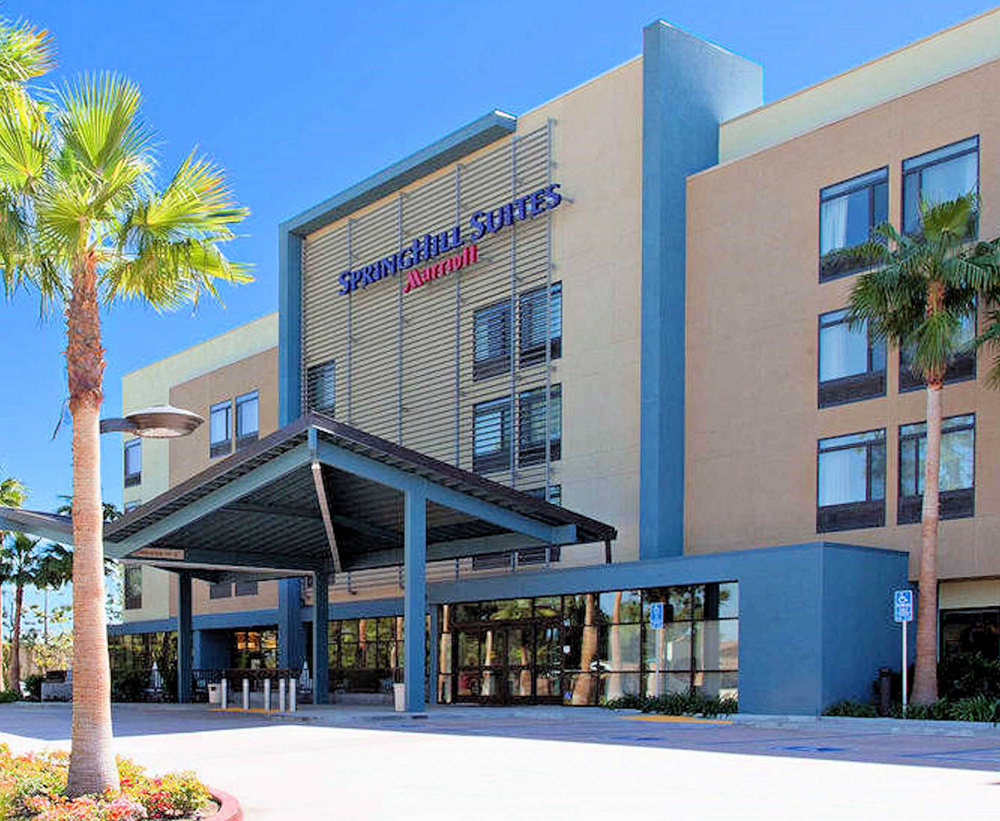 Disneyland Springhill Suites Anaheim Maingate 1