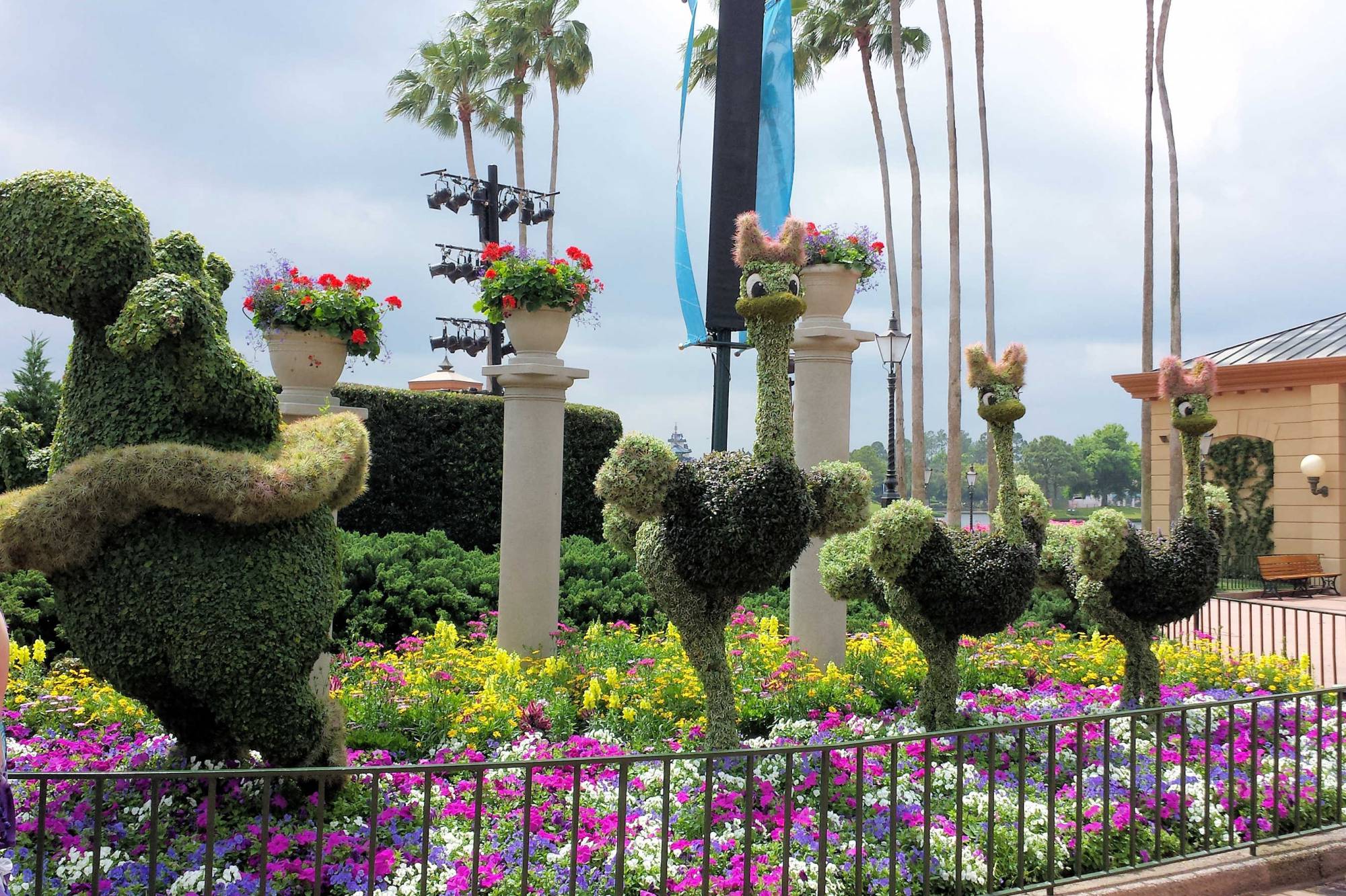 WDW Epcot Flower &amp; Garden Festival topiary Fantasia 1