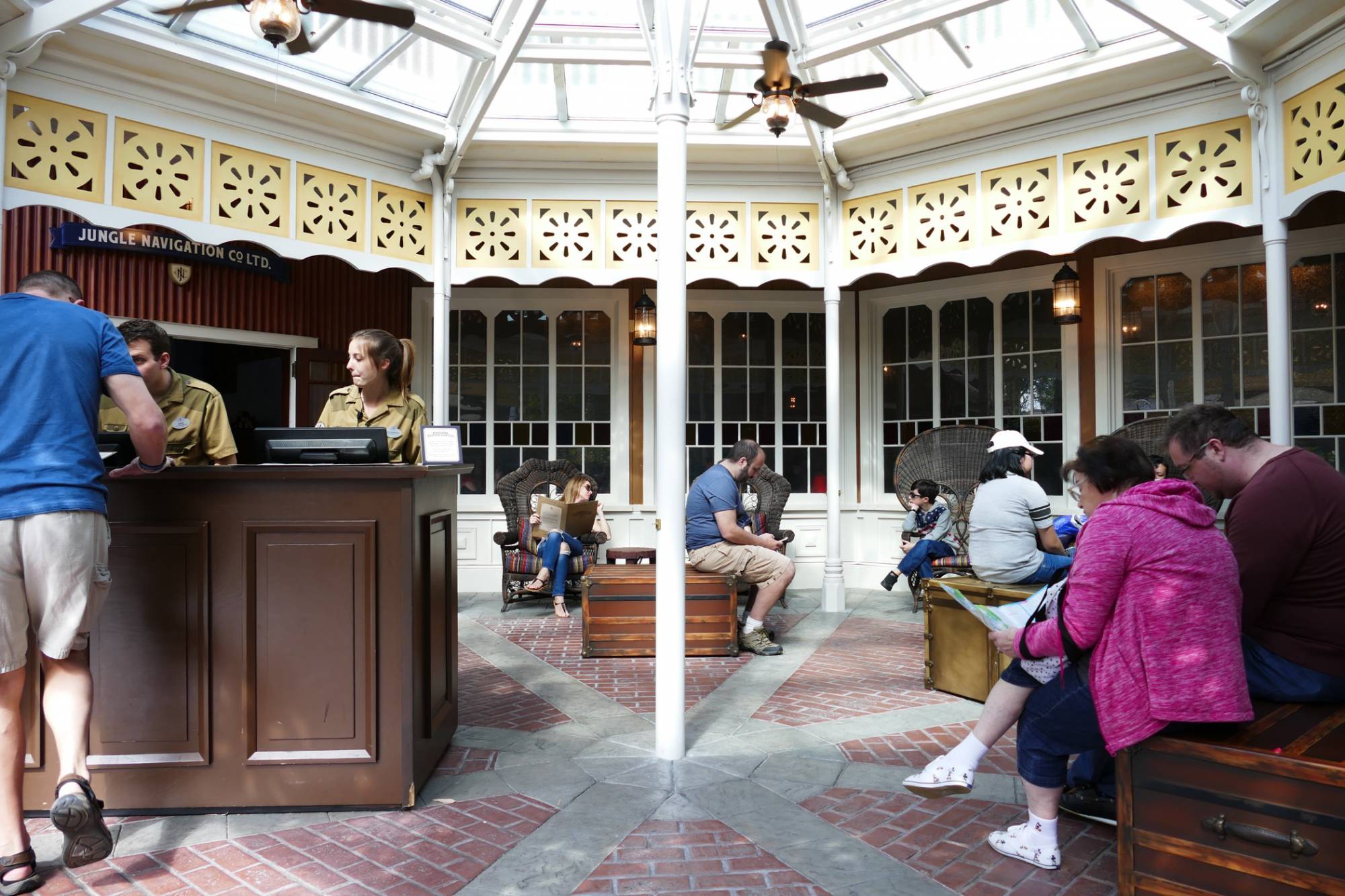 Skipper Canteen - Outside Waiting Area