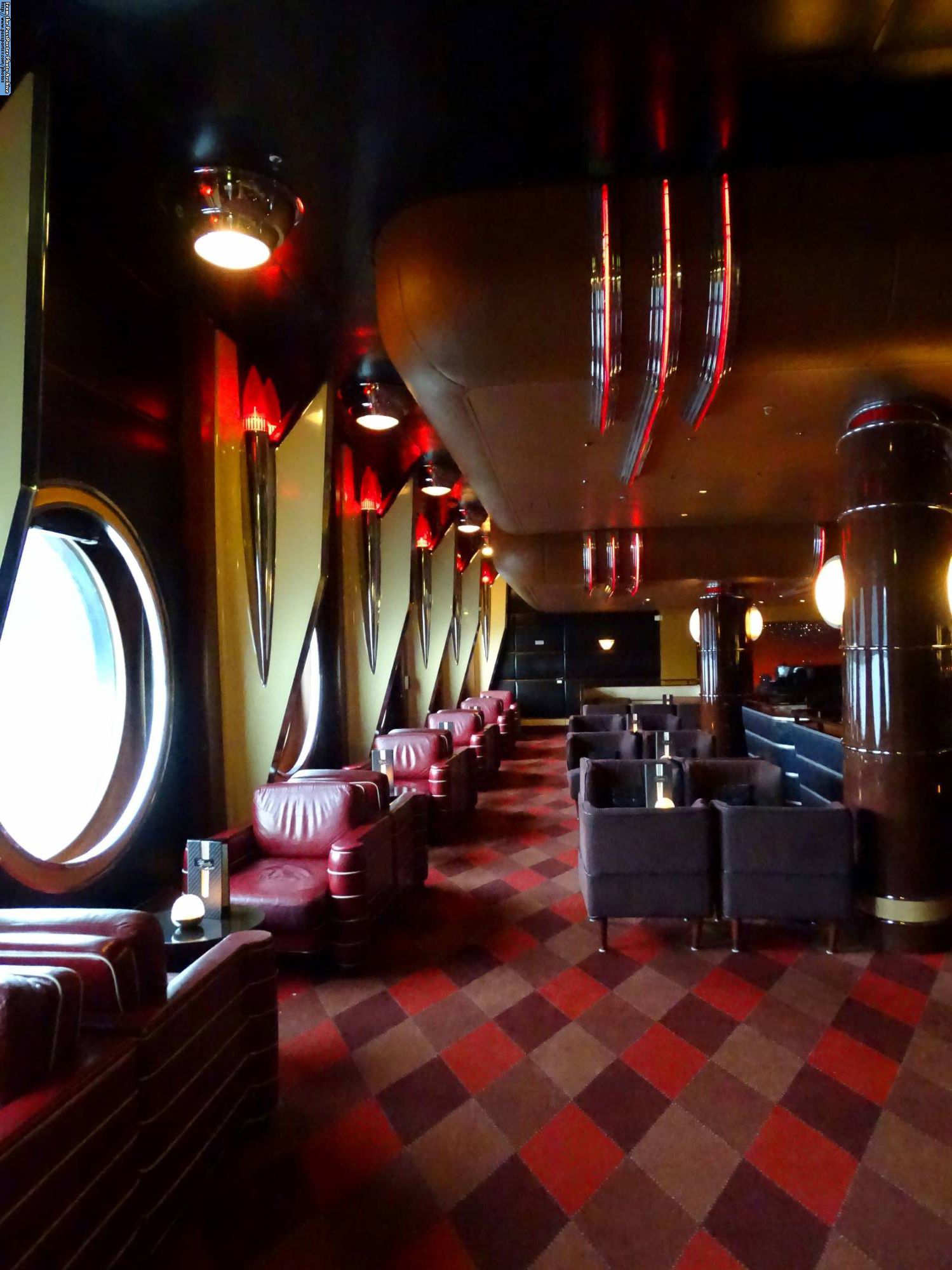 Disney Wonder - Cadillac Lounge