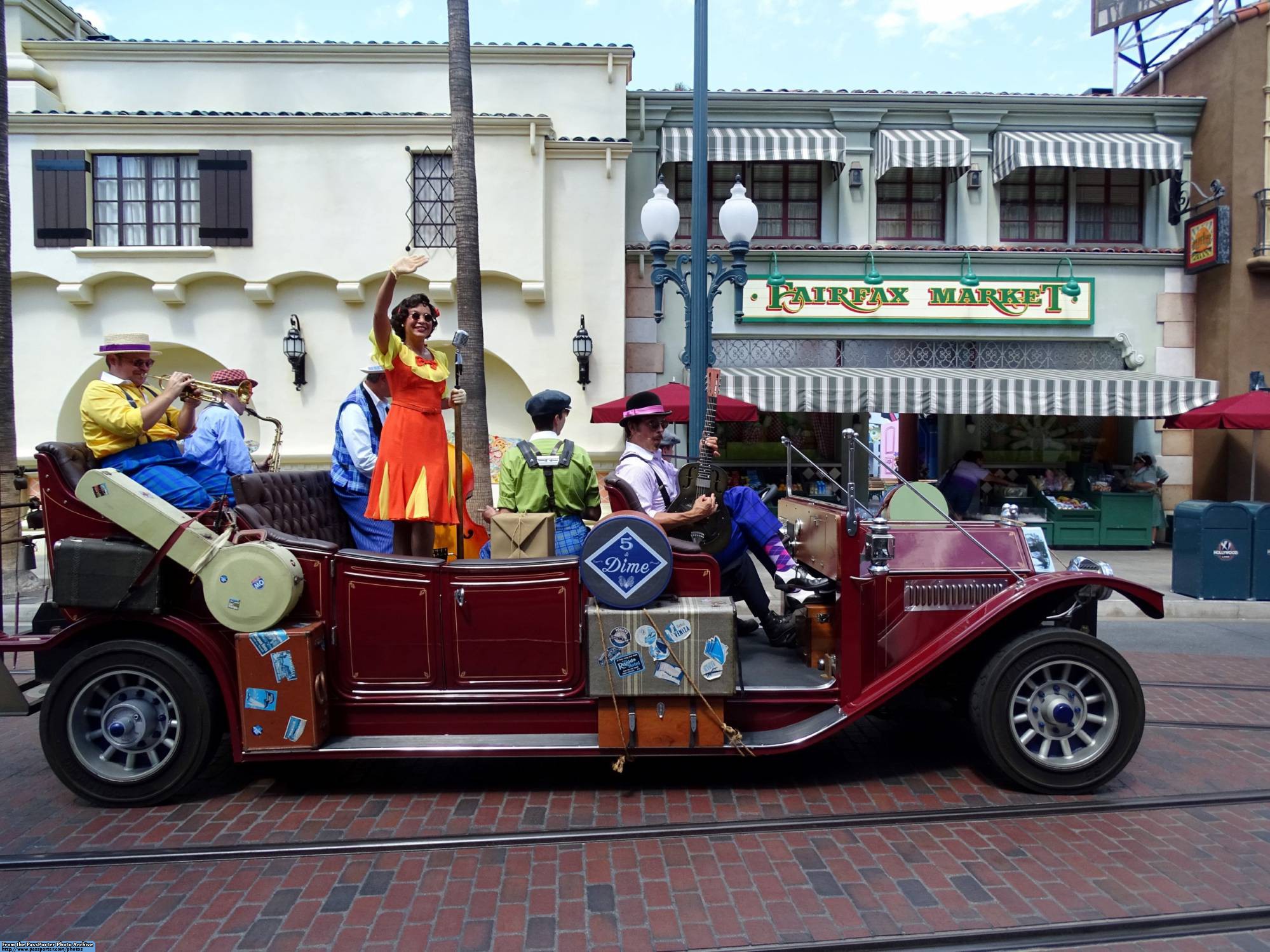 California Adventure - Hollywood Boulevard