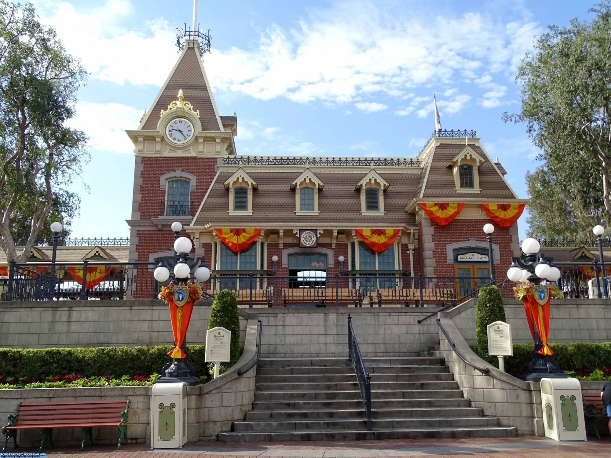 Disneyland Park - entrance