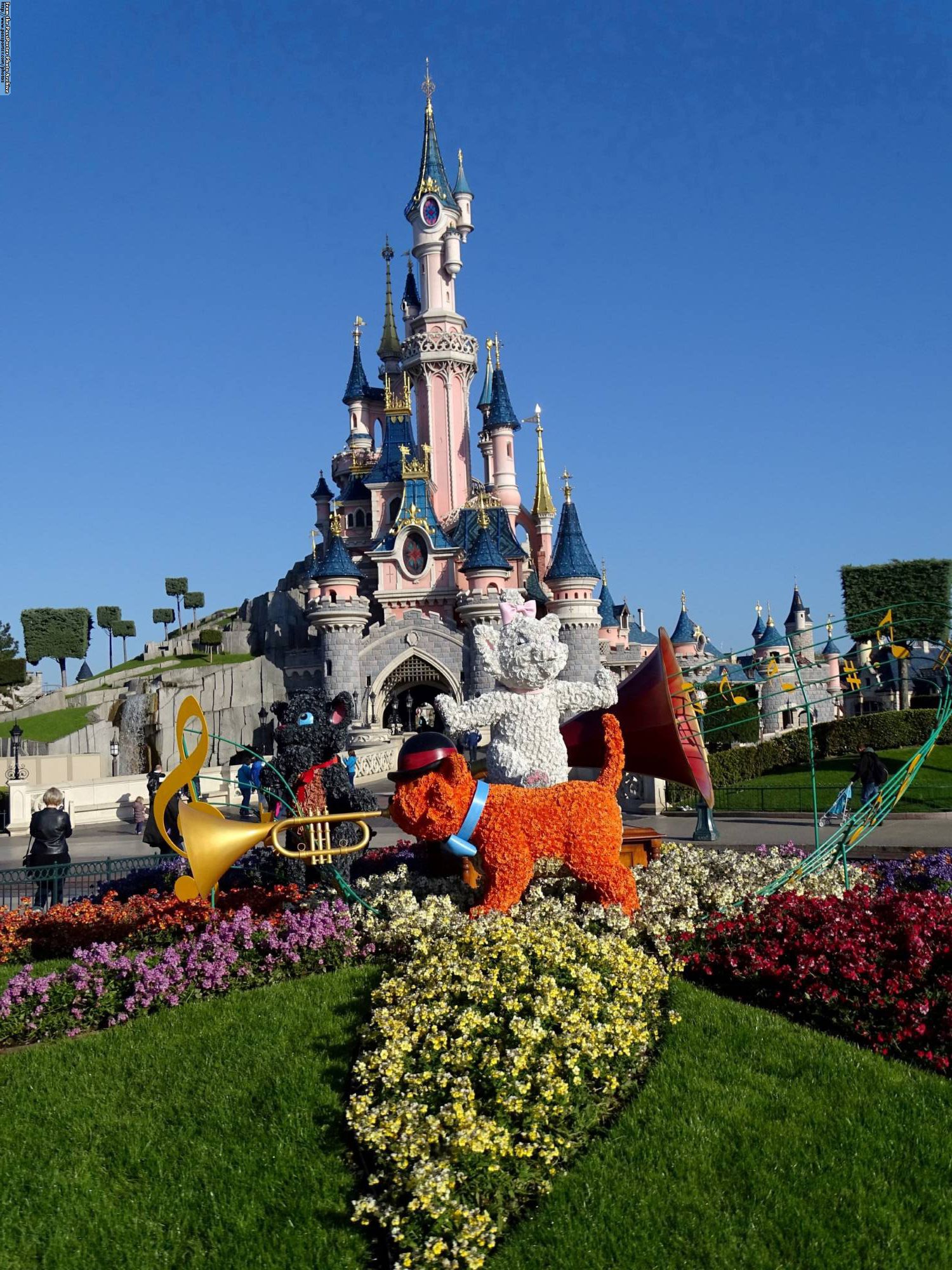 Disneyland Park - spring displays