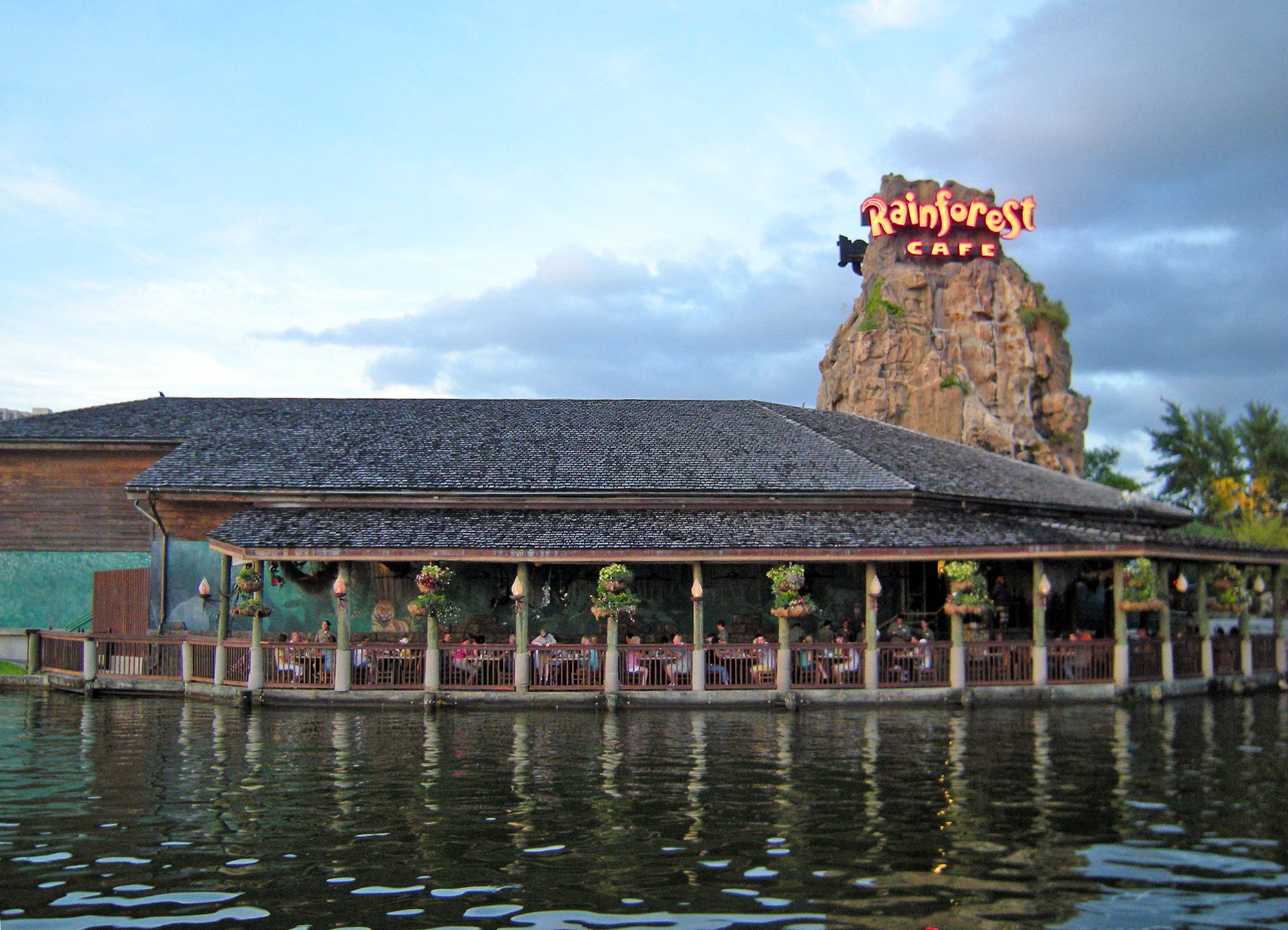 Rainforest Cafe