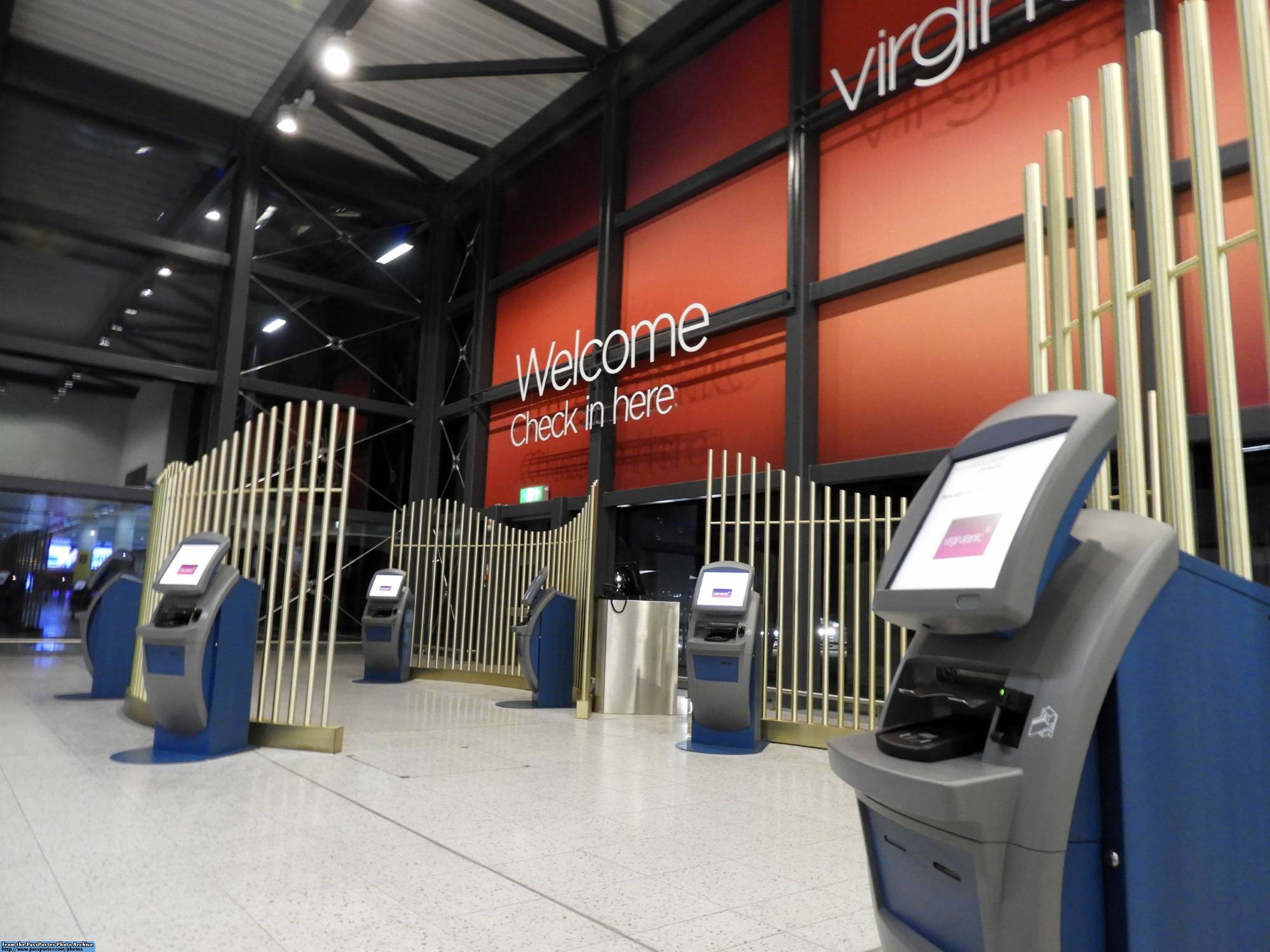 London Gatwick - automated check-in