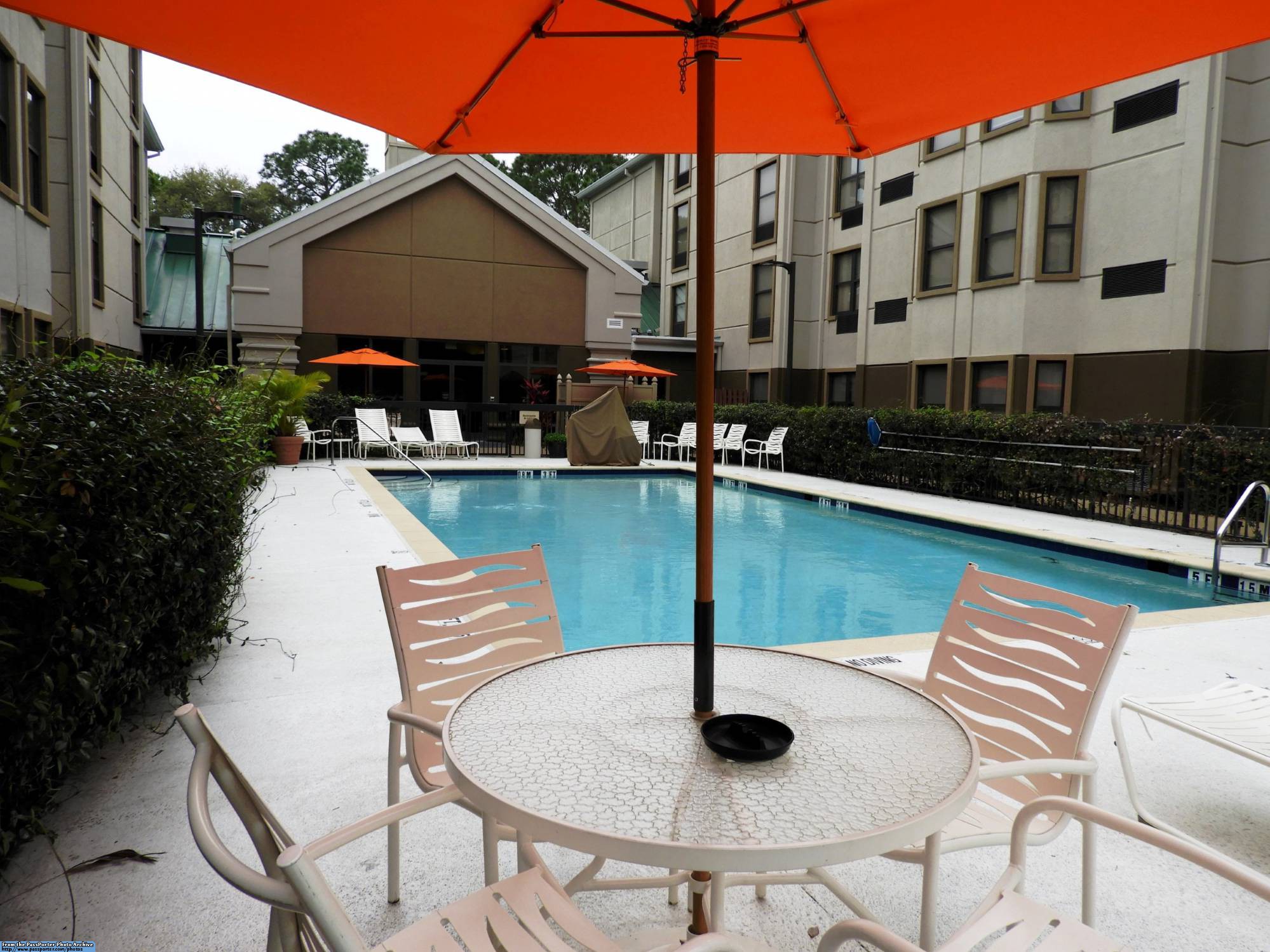 Courtyard by Marriott Tampa North