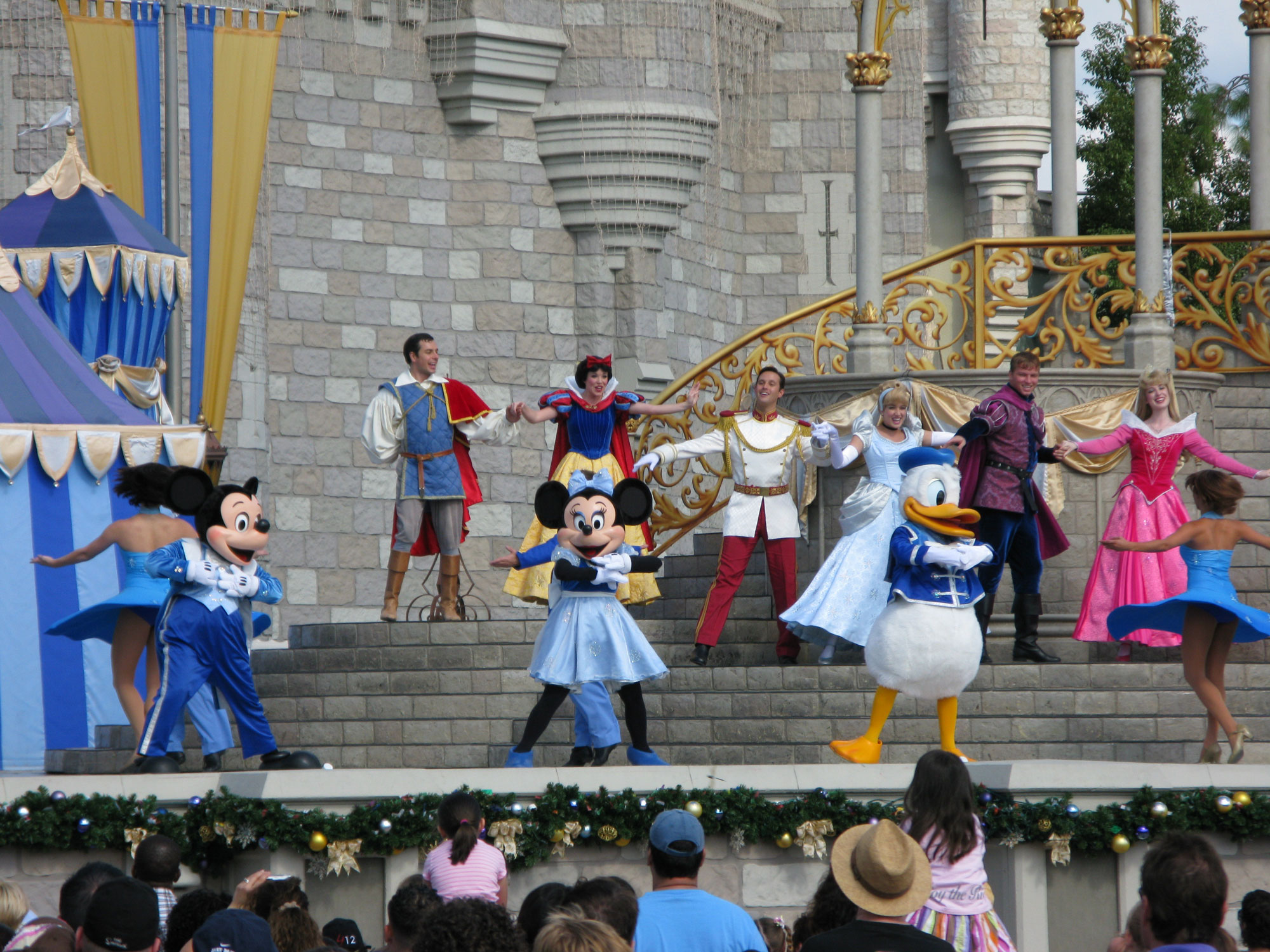 Dream Along with Mickey show - dance number