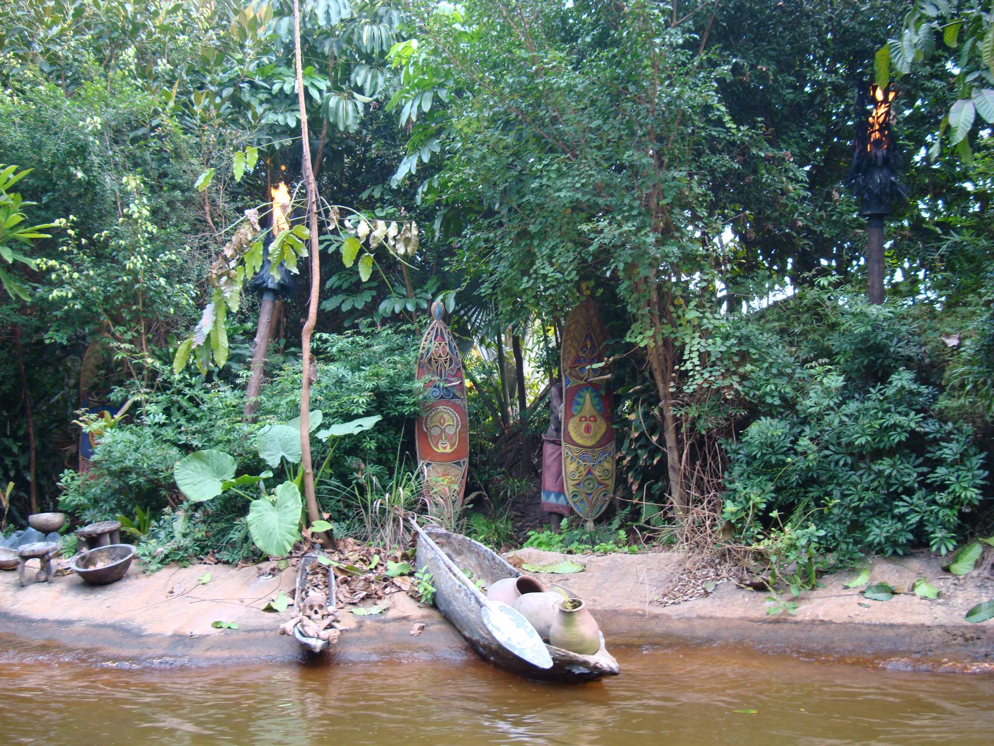 Hong Kong Disneyland - Jungle River Cruise