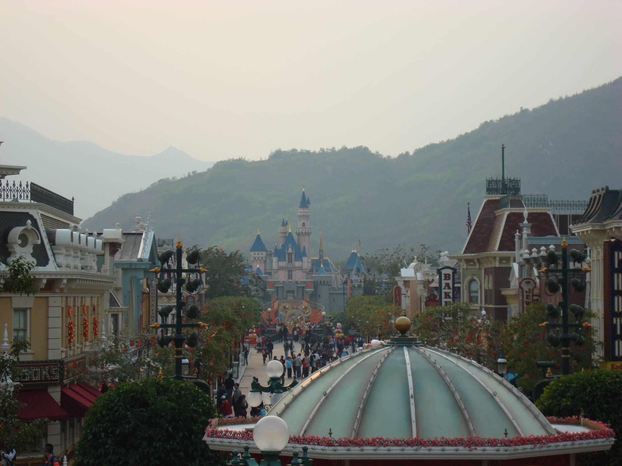 Hong Kong Disneyland - Main Street &amp; Sleeping Beauty Castle