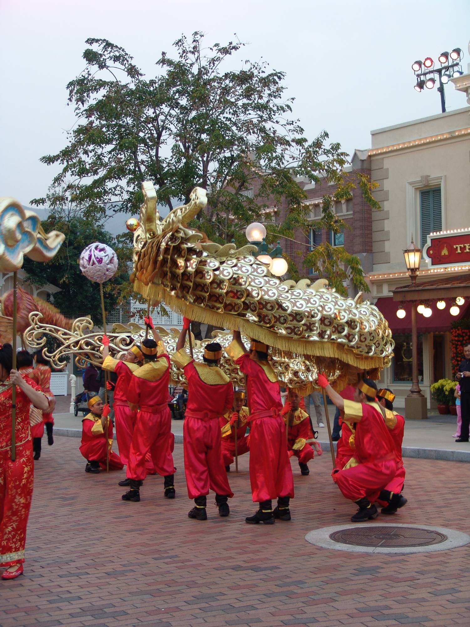 Hong Kong Disneyland - Chinese New Year celebrations