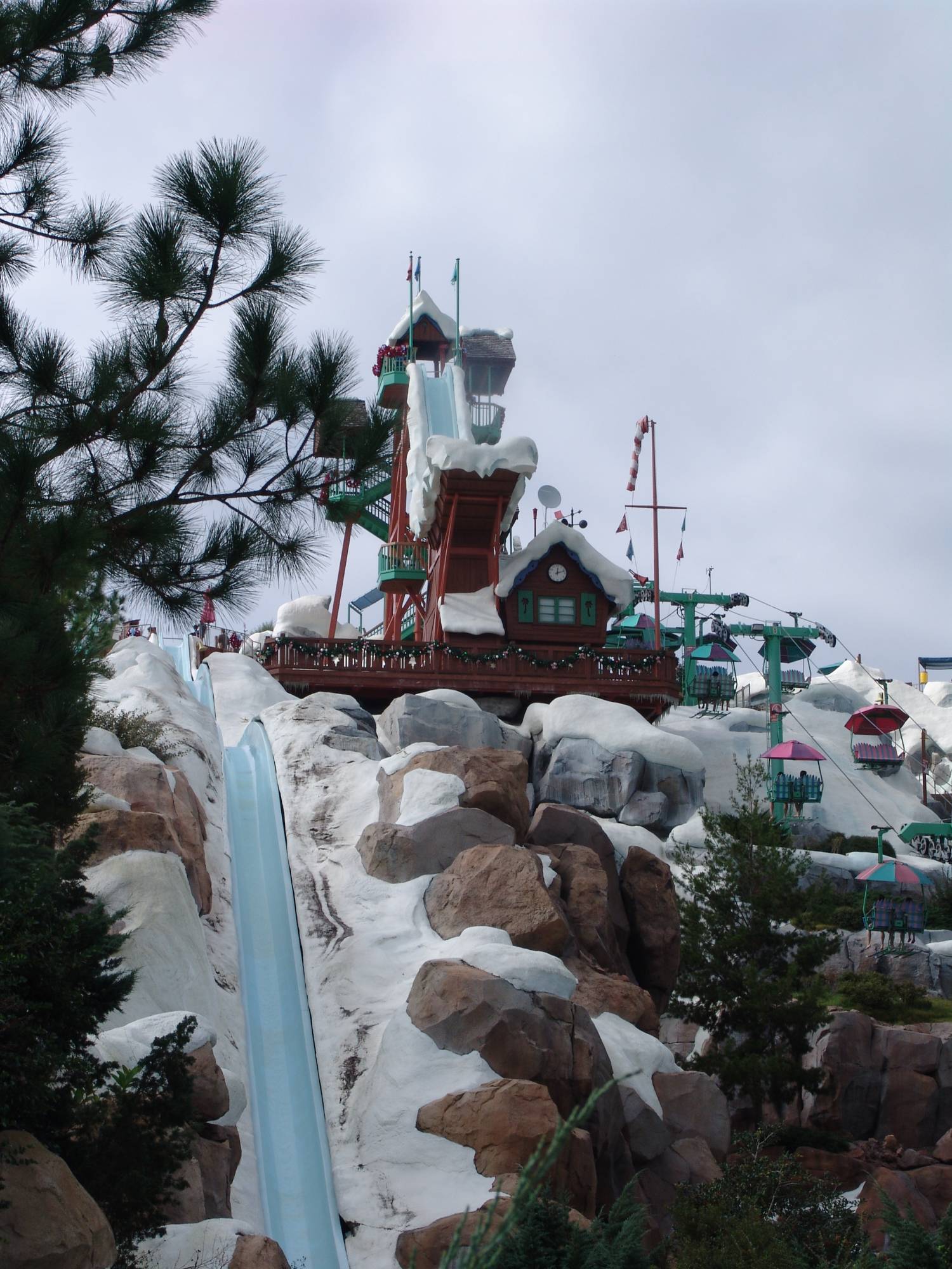 Blizzard Beach - chairlift and Summit Plummet