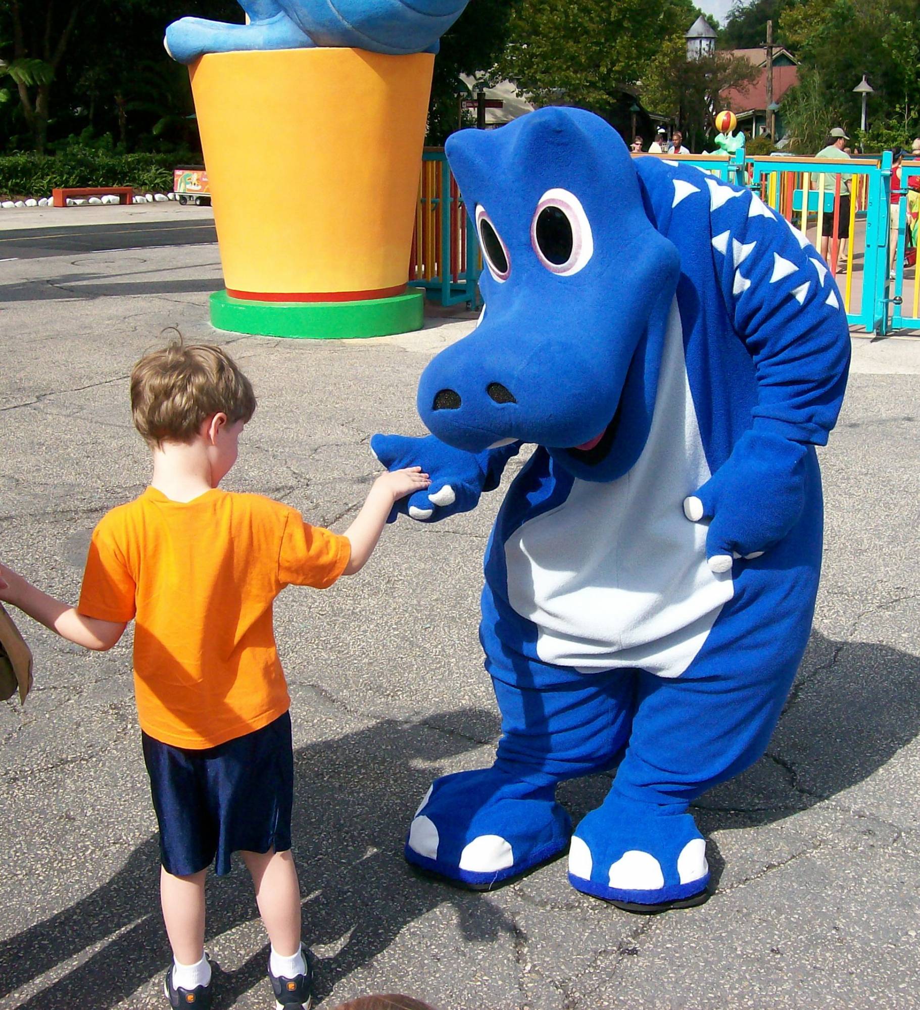 Animal Kingdom-Dinoland USA-Dinosaur Character