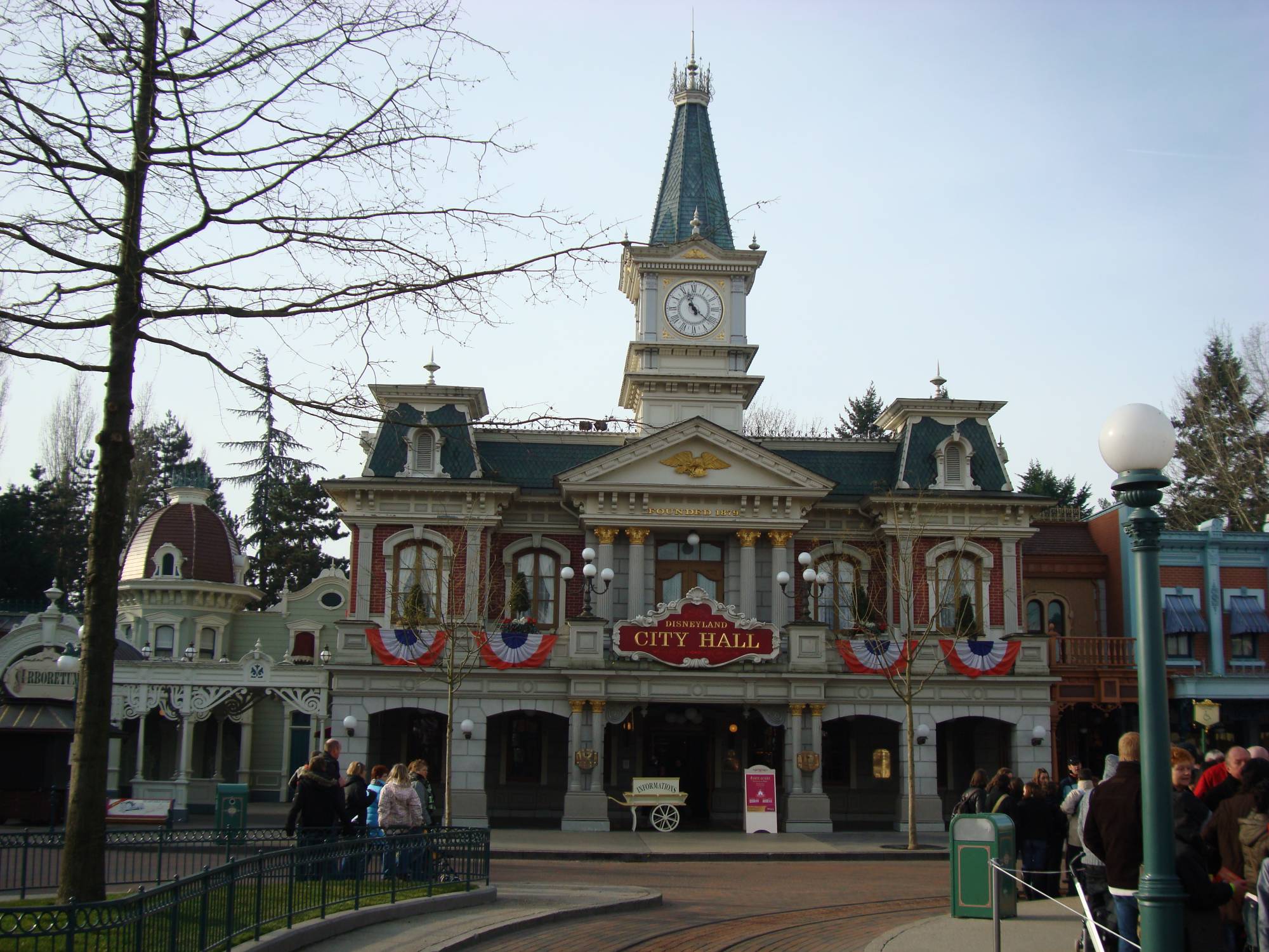Disneyland Paris - City Hall