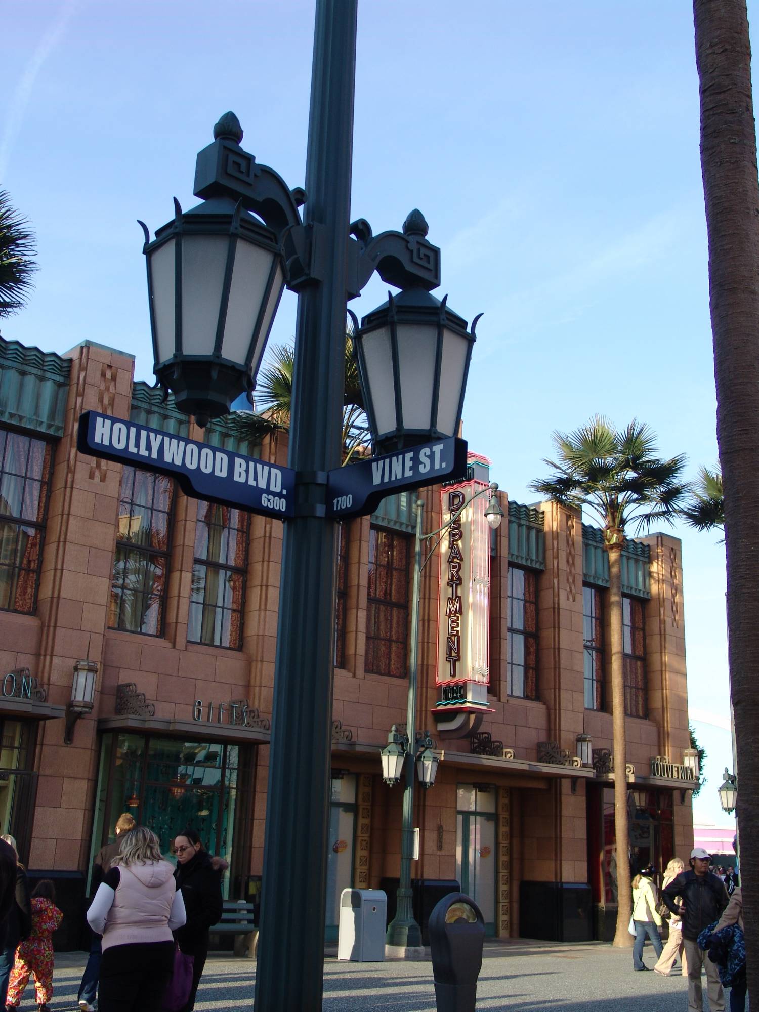 Disneyland Paris - Hollywood Boulevard