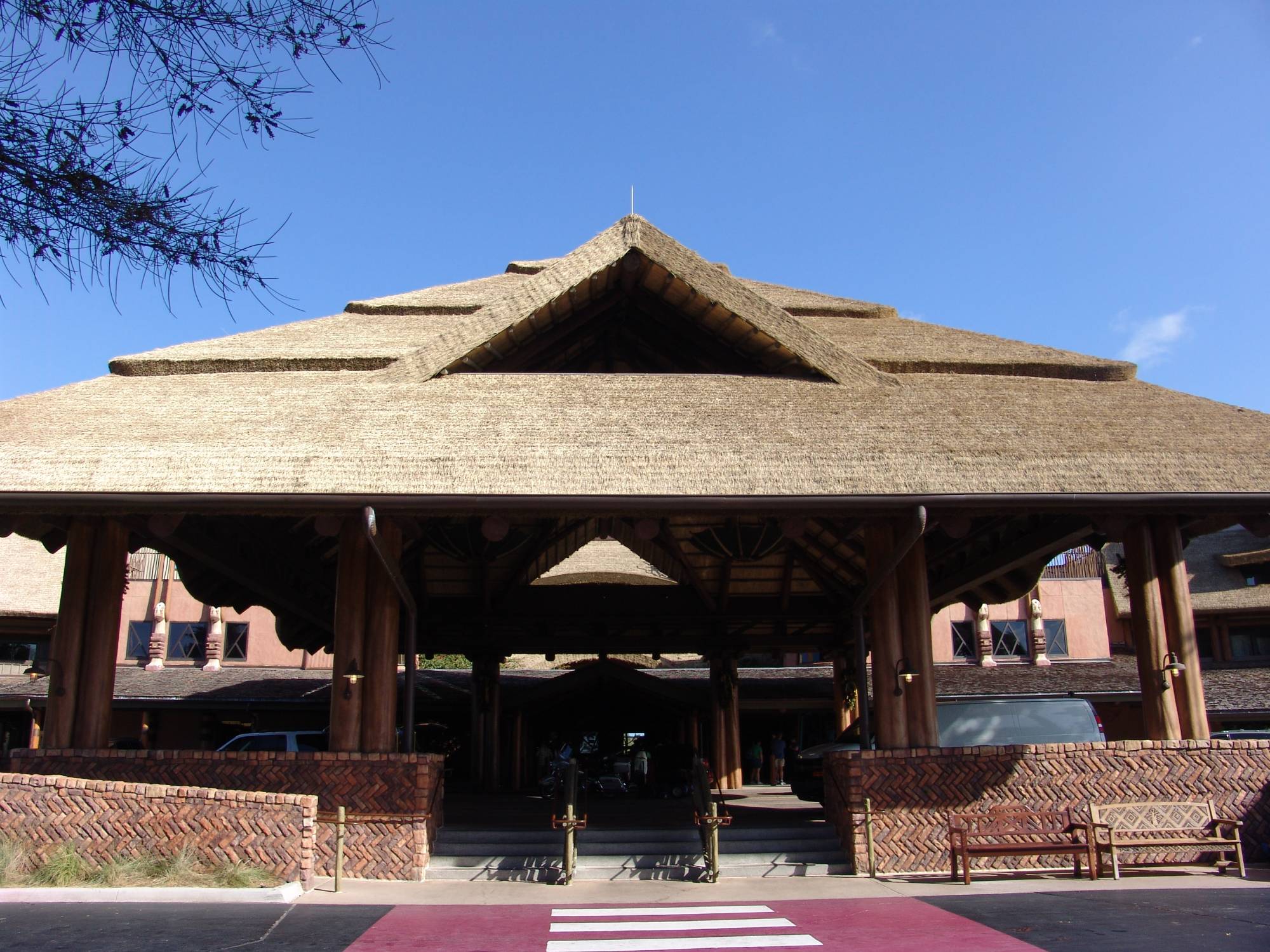 Animal Kingdom Lodge - main entrance