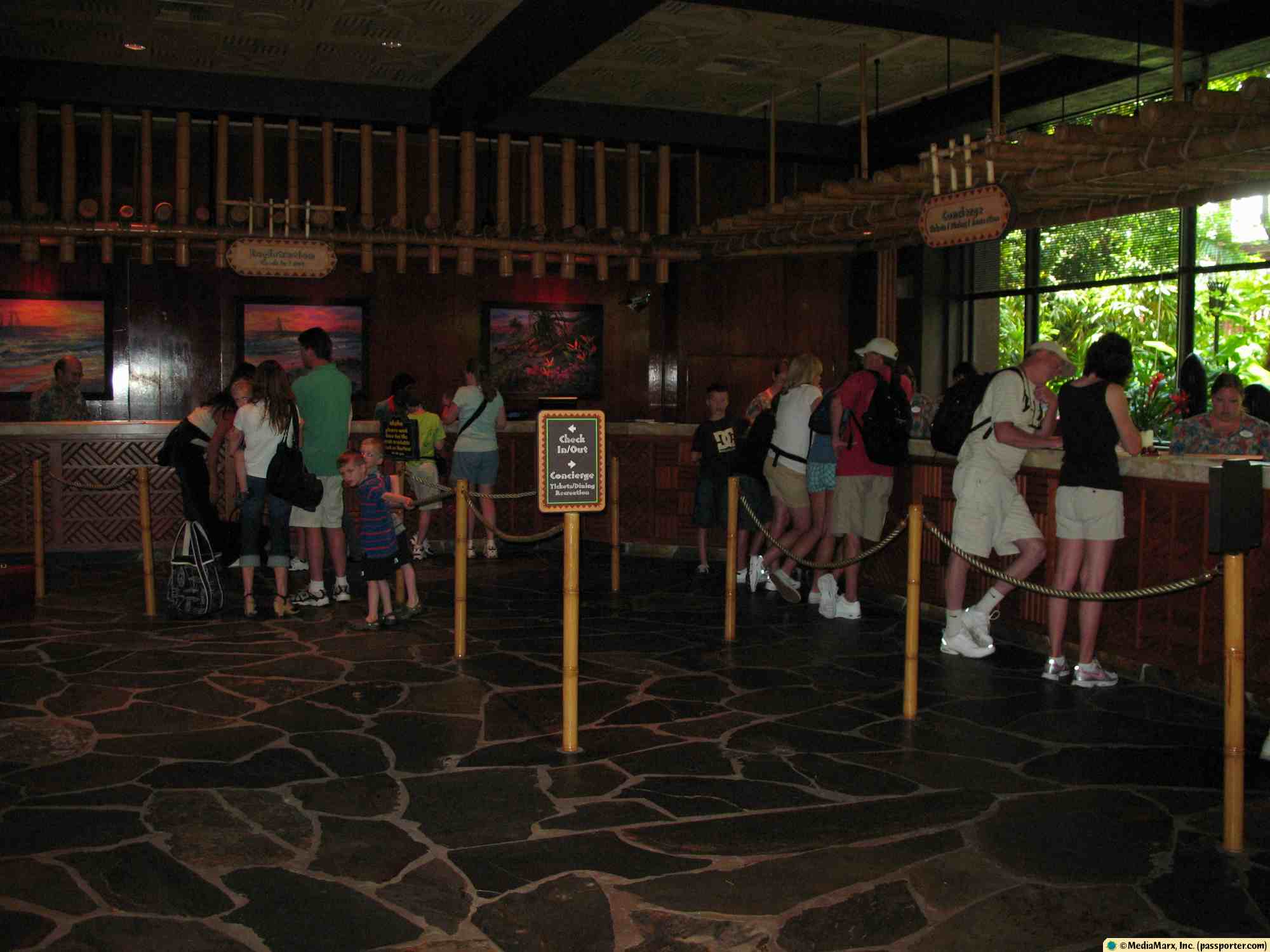 Polynesian - Registration &amp; Lobby Concierge