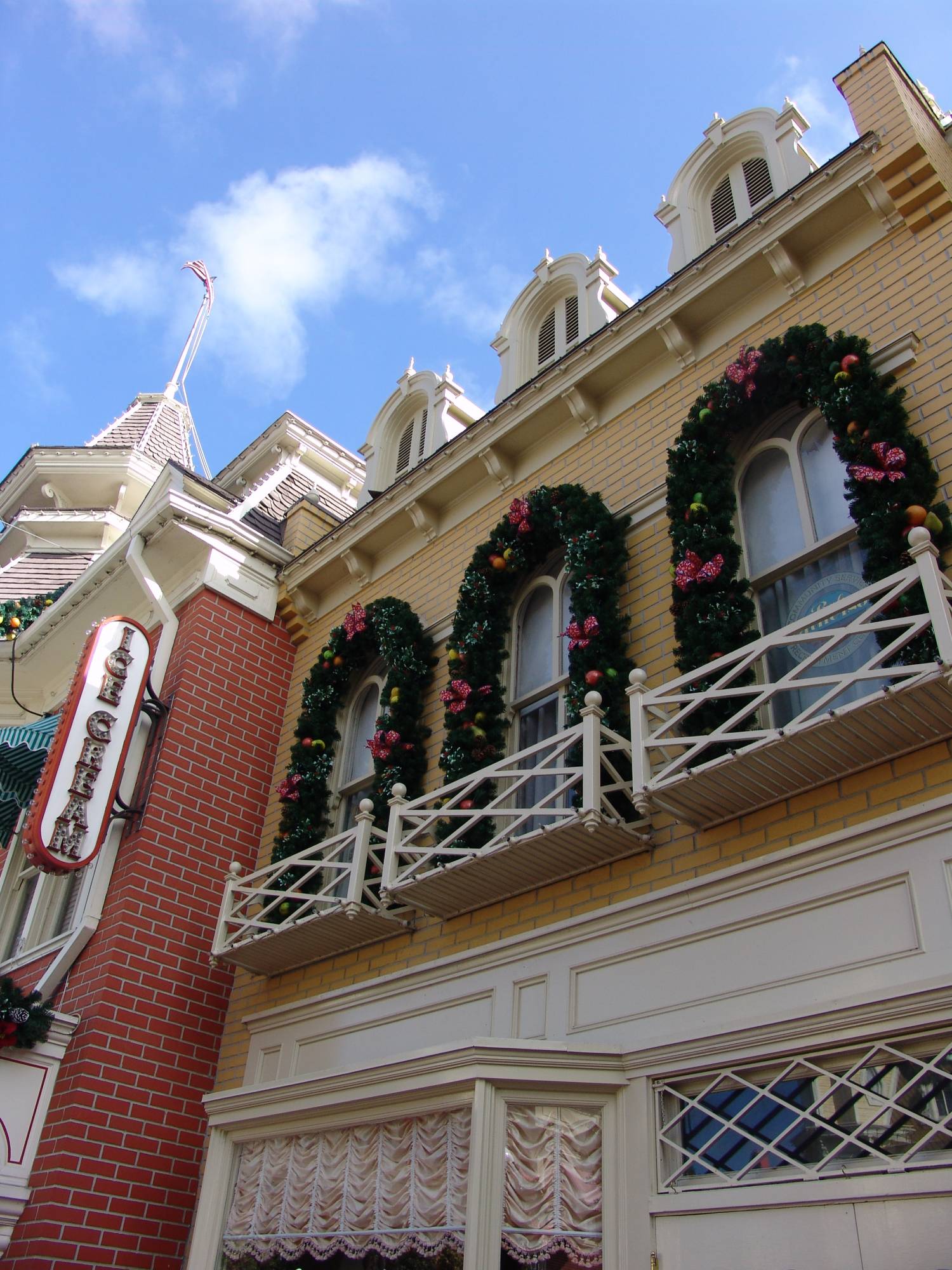 Magic Kingdom - Main Street shops