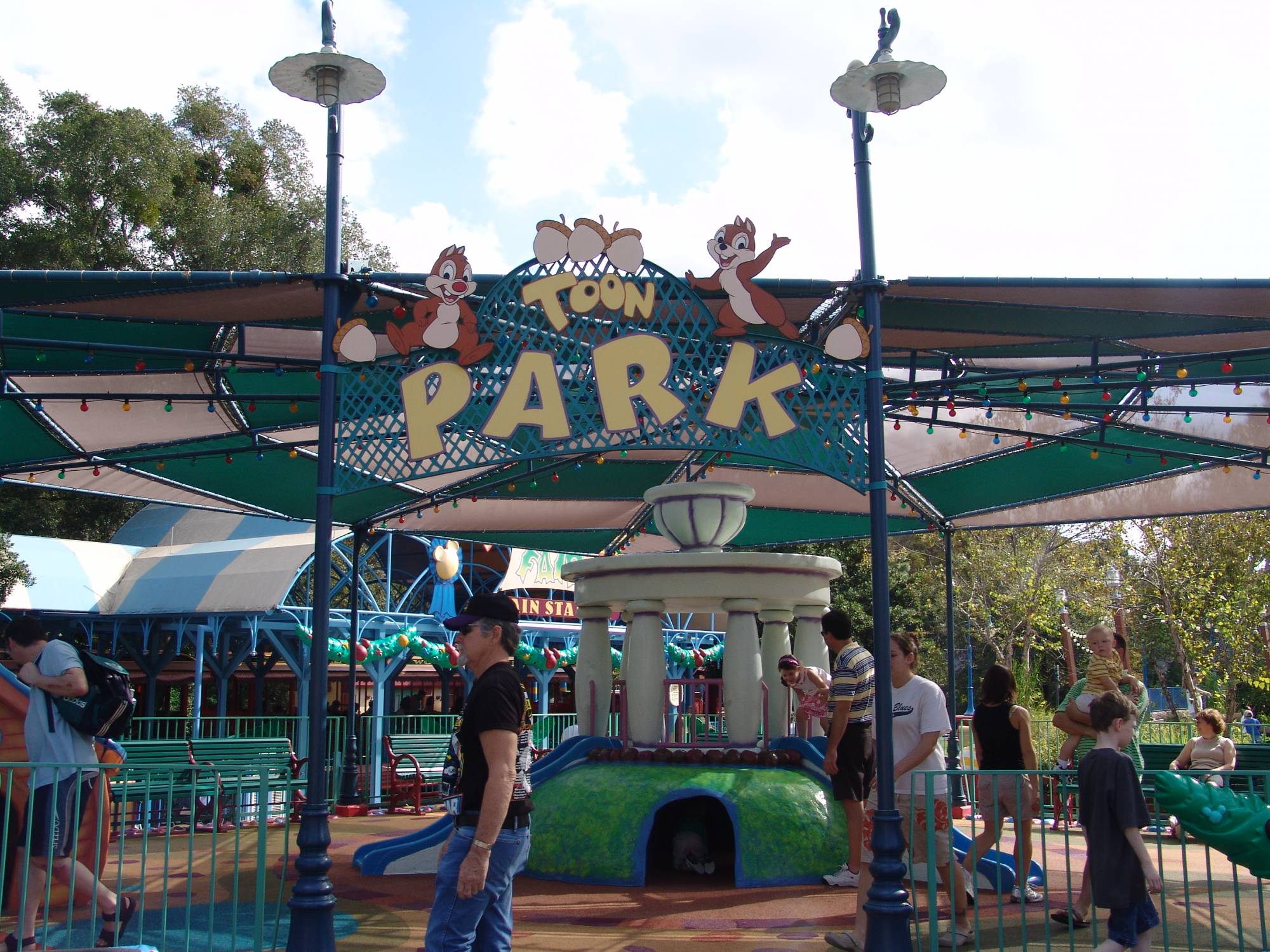 Magic Kingdom - Toon Park play area