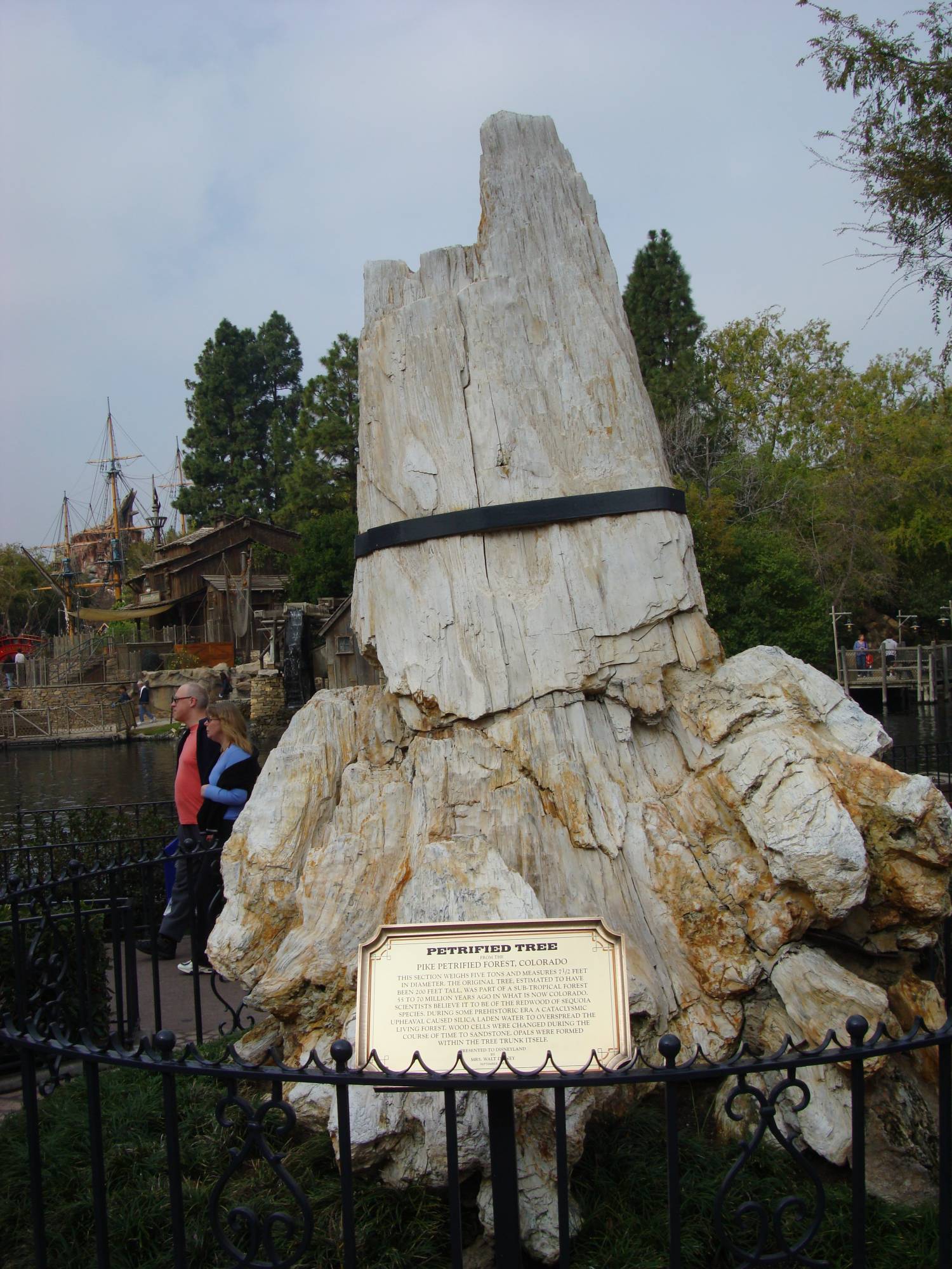 Disneyland - Frontierland