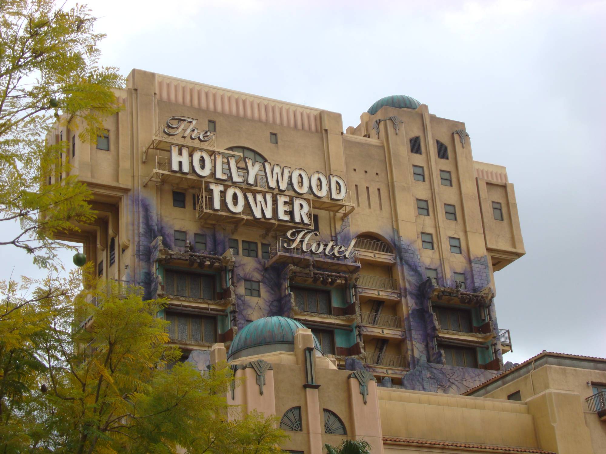 Hollywood Pictures Backlot - The Twilight Zone Tower of Terror
